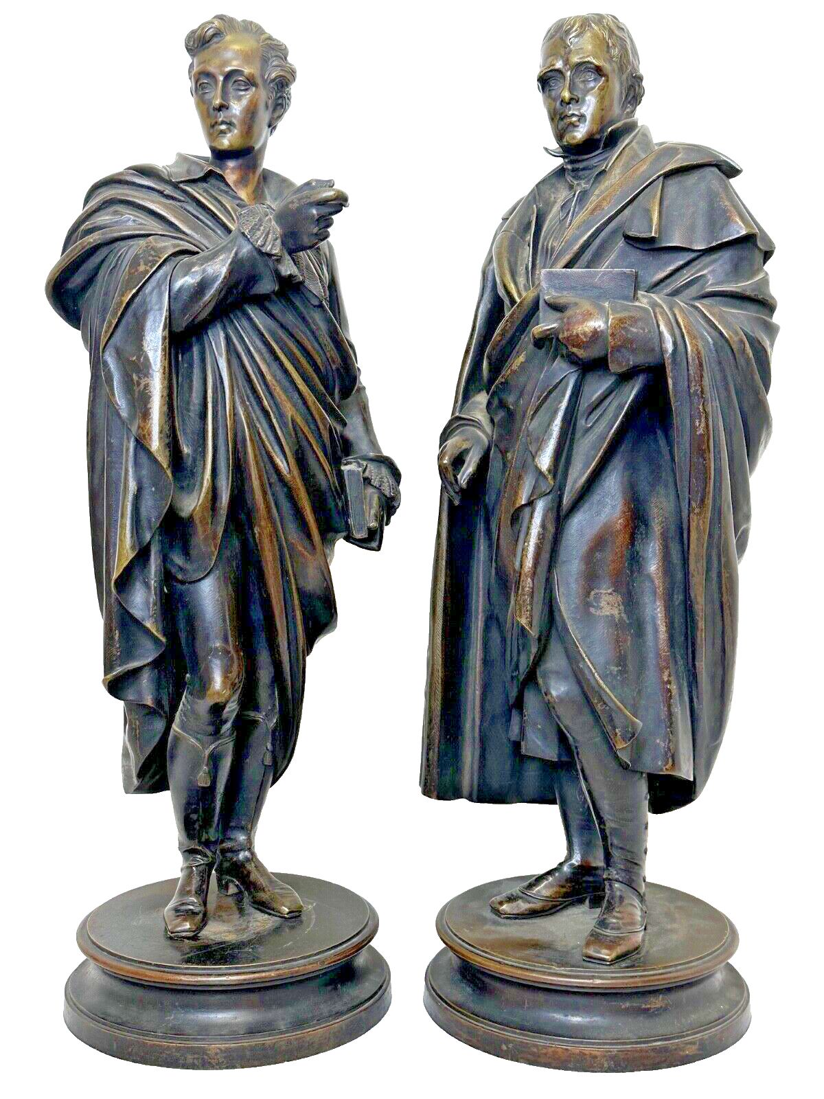 Paar 19e-eeuwse bronzen sculpturen van de dichters Lord Byron & Sir Walter Scott