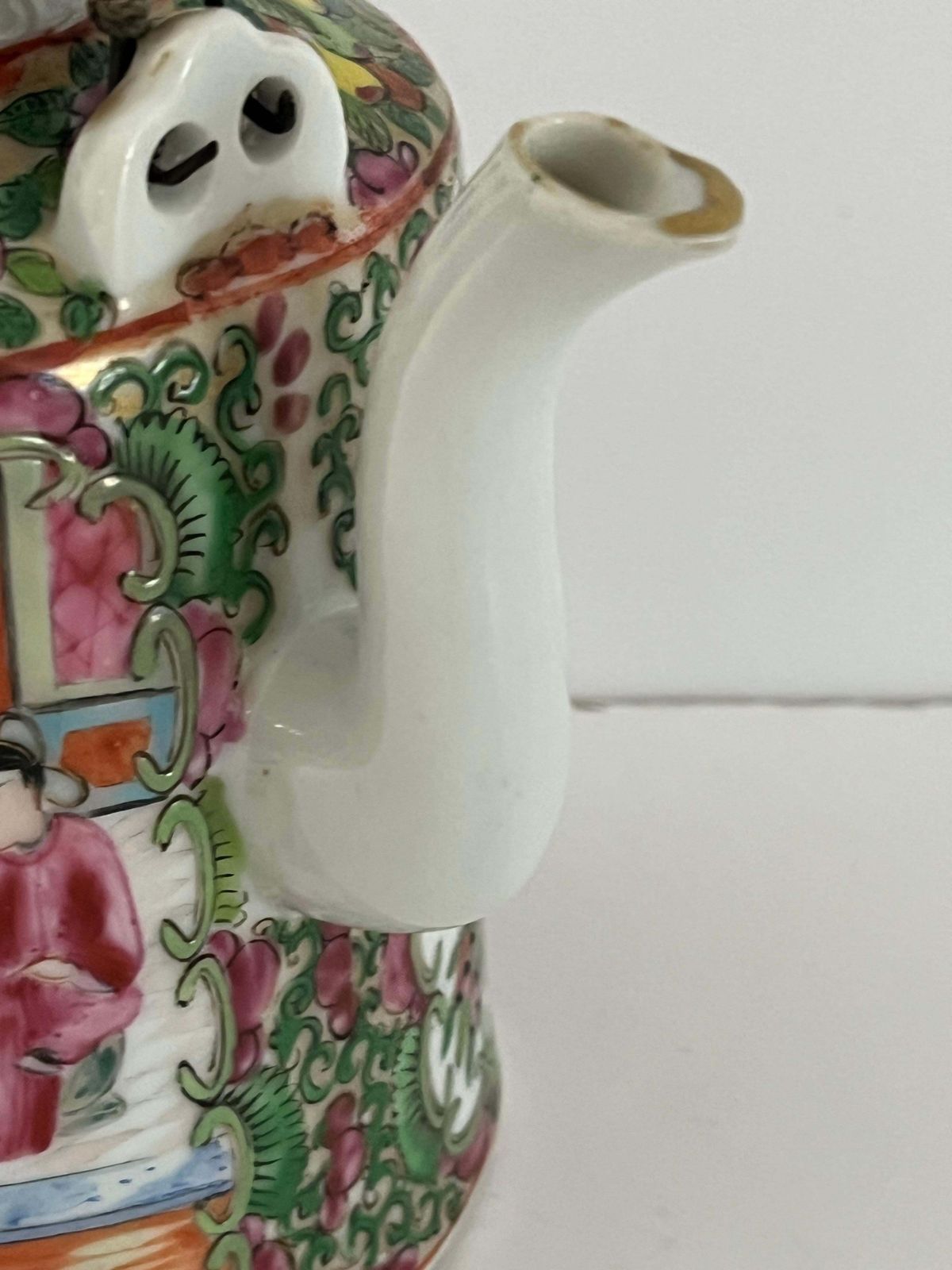 Chinese exportporselein theepot Rose Medallion, handgeschilderd, Qing ca. 1810 photo buy