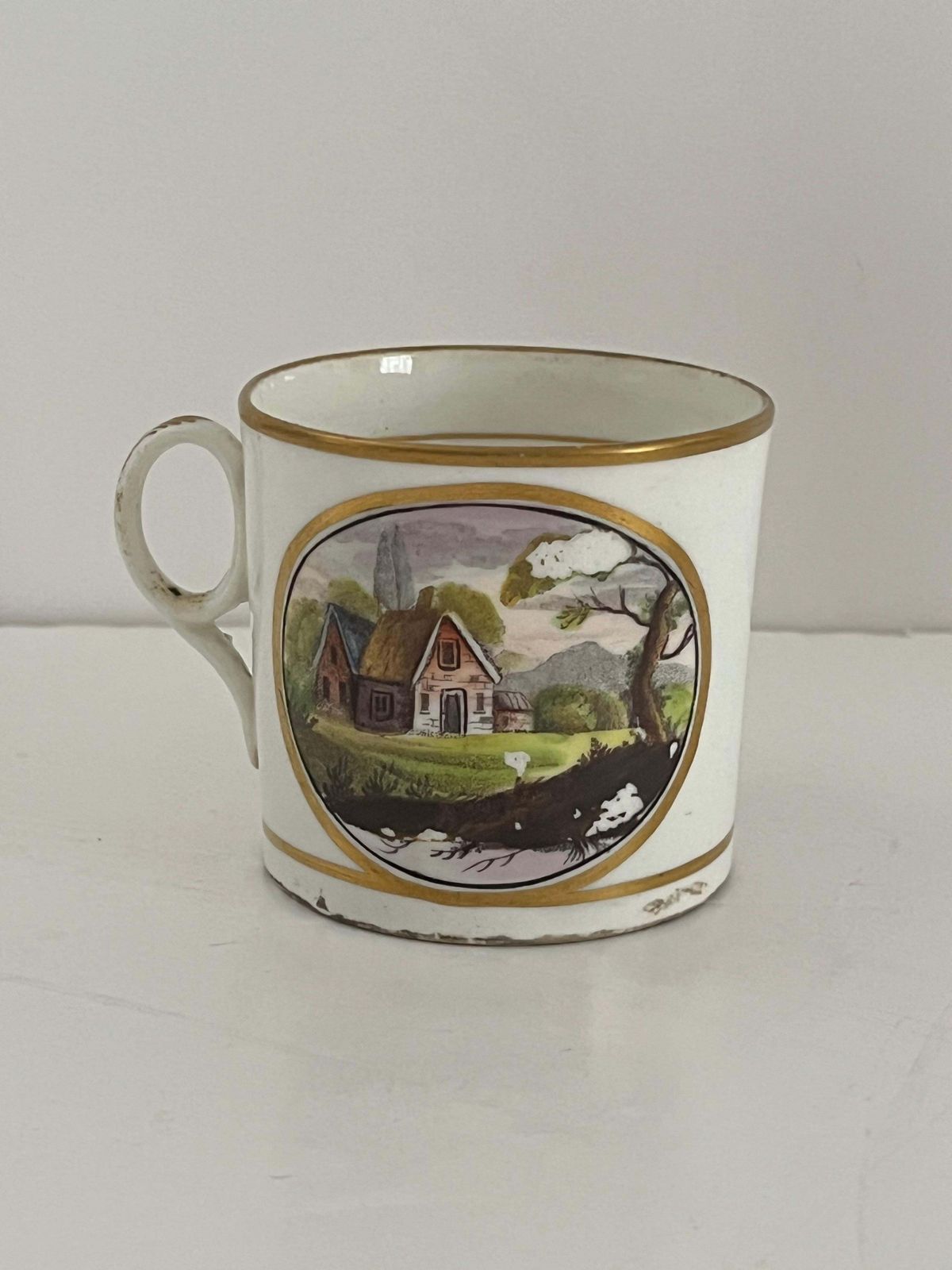 Newhall Porcelain koffiekopje, Llangollen Bridge over the River Dee. Ca. 1805 photo for sale