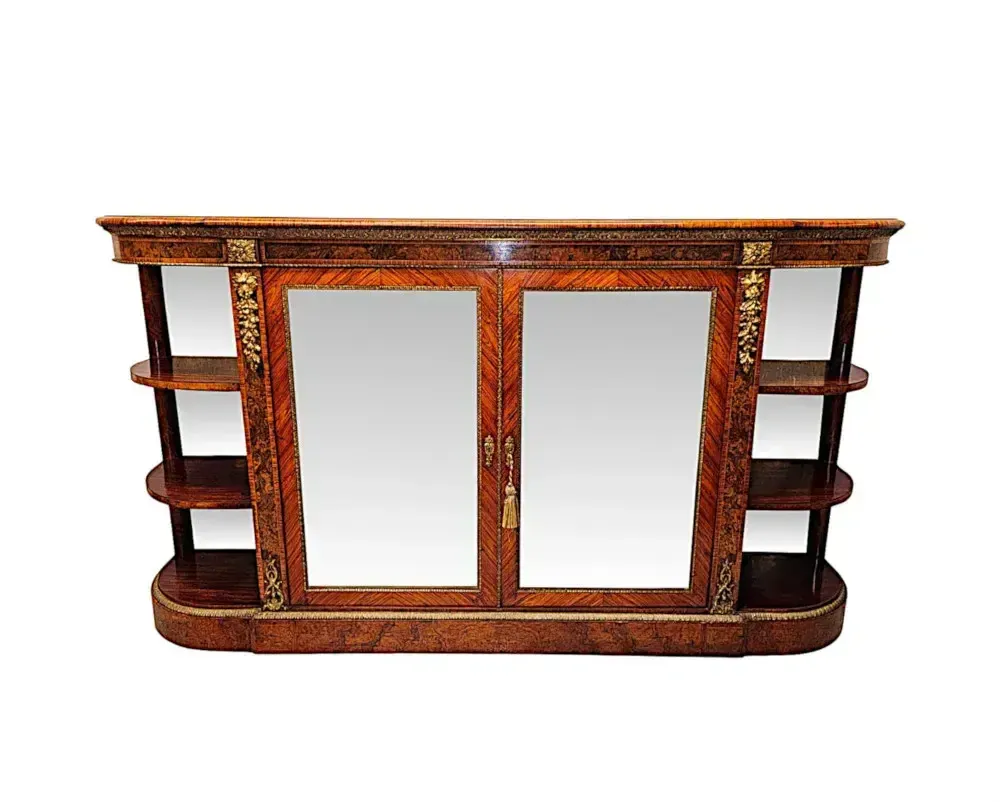 Zeer zeldzame grote 19e eeuwse ingelegd wortelnouten credenza, gestempeld 'Gillows' photo for sale