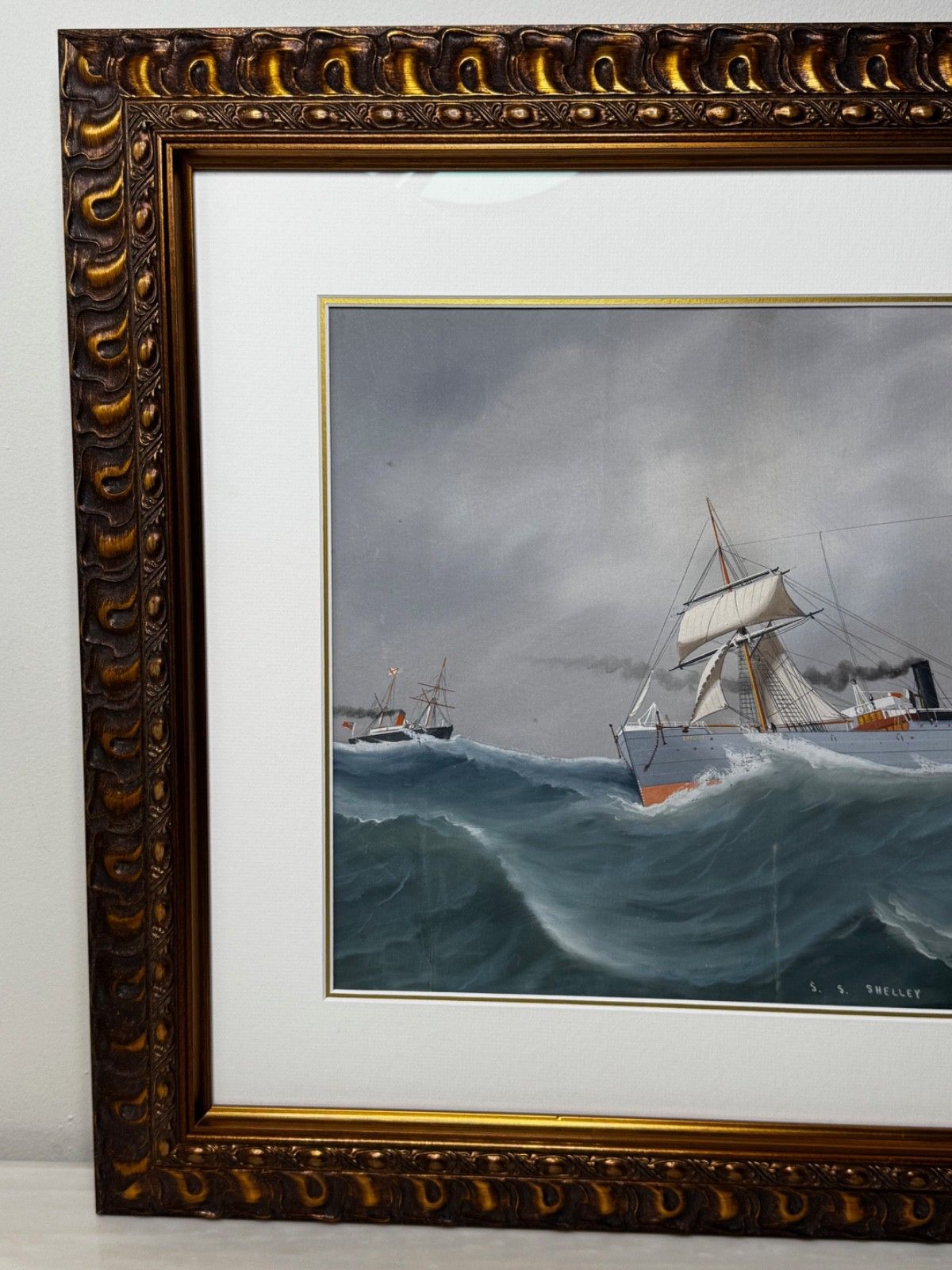 photo furniture Begin 20e eeuw Napolitaans havenportret, marineschilderij S.S. Shelley stoomschip op woelige zee, toegeschreven aan Luca Papaluca