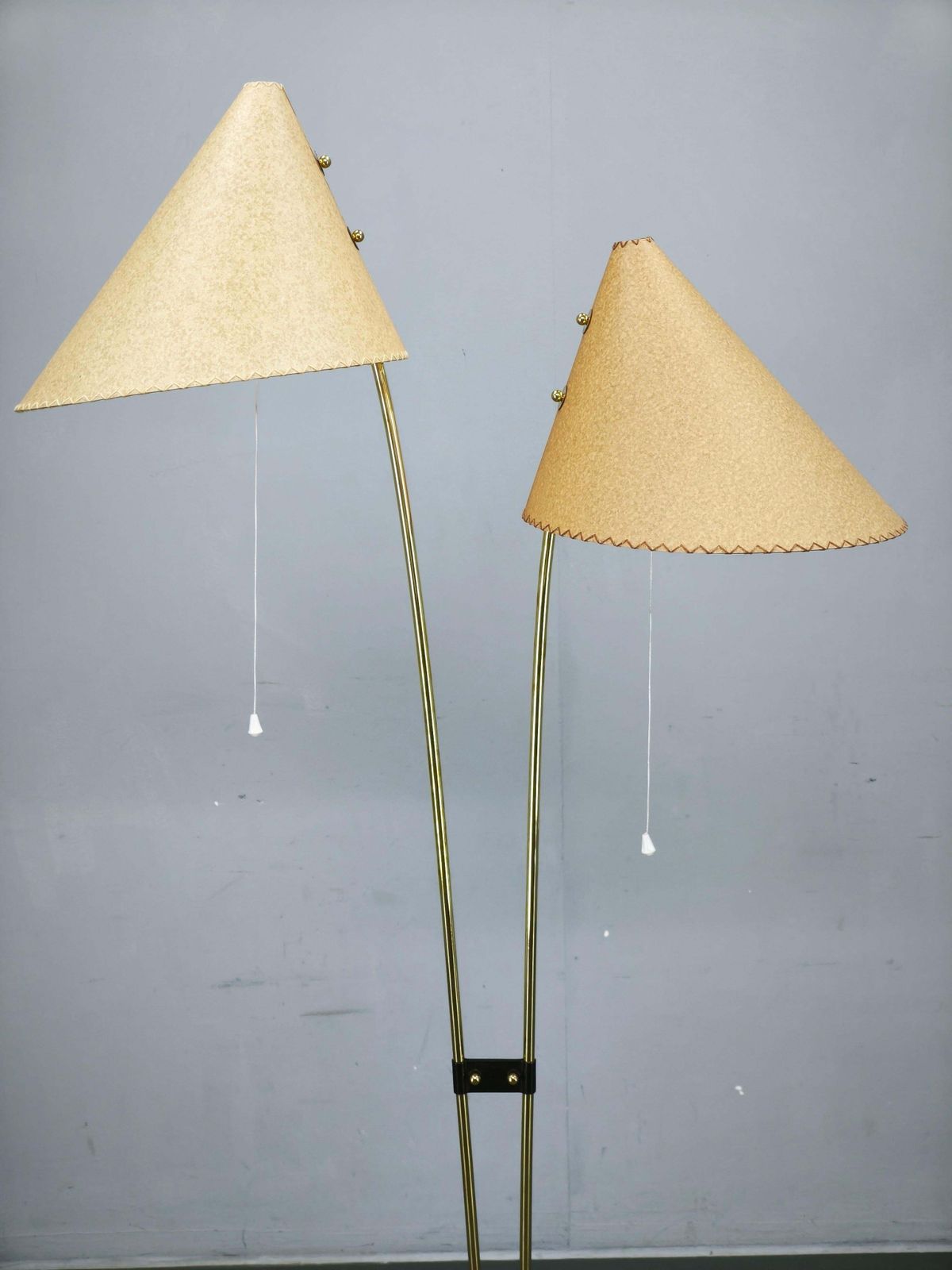 Lampadaire tchèque années 1960 à double abat-jour en papier fait main, style japonais photo furniture
