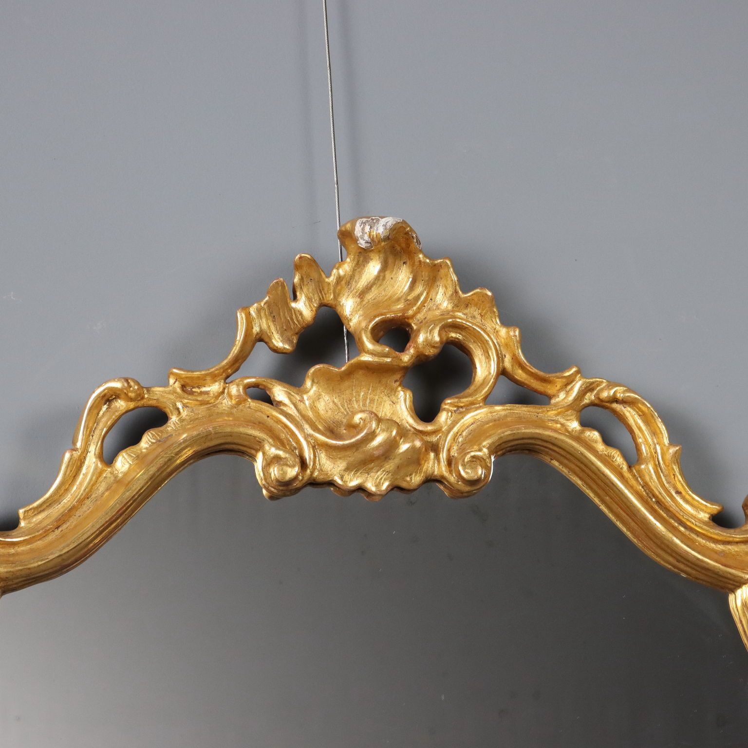 Miroir de style Barocchetto en bois doré sculpté photo Décoration