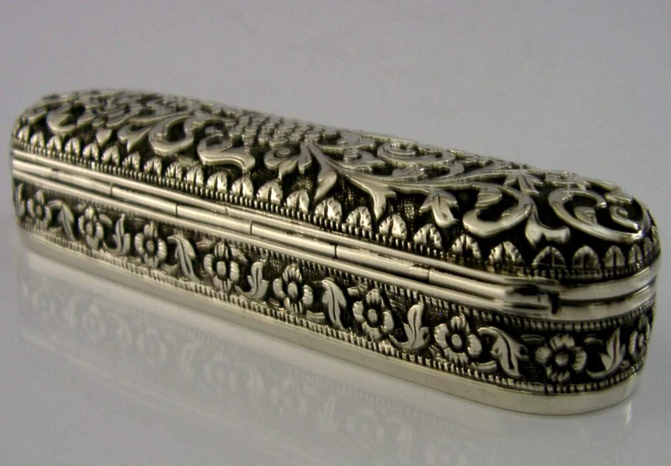 Indian 92g Solid Silver Box Kutch C1890 Antique photo 275.0