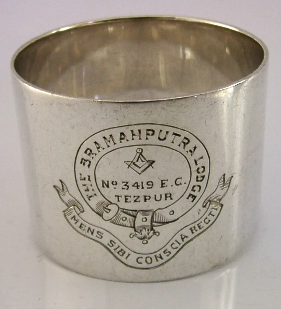 Rond de serviette en argent massif indien, 44 g, Bramahputra Lodge No. 3419, 1956 photo for sale