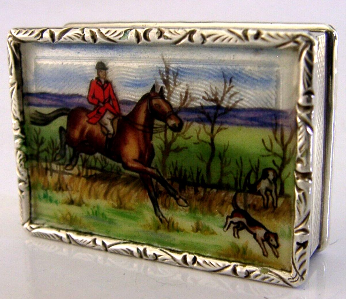 Tabatière en argent sterling et émail, scène de chasse à courre, 1977 photo furniture