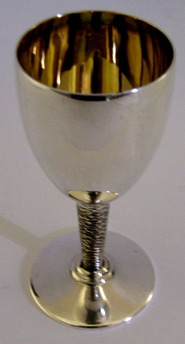 Gobelet mid-century modern en argent sterling 1972, art de la table photo vinterior