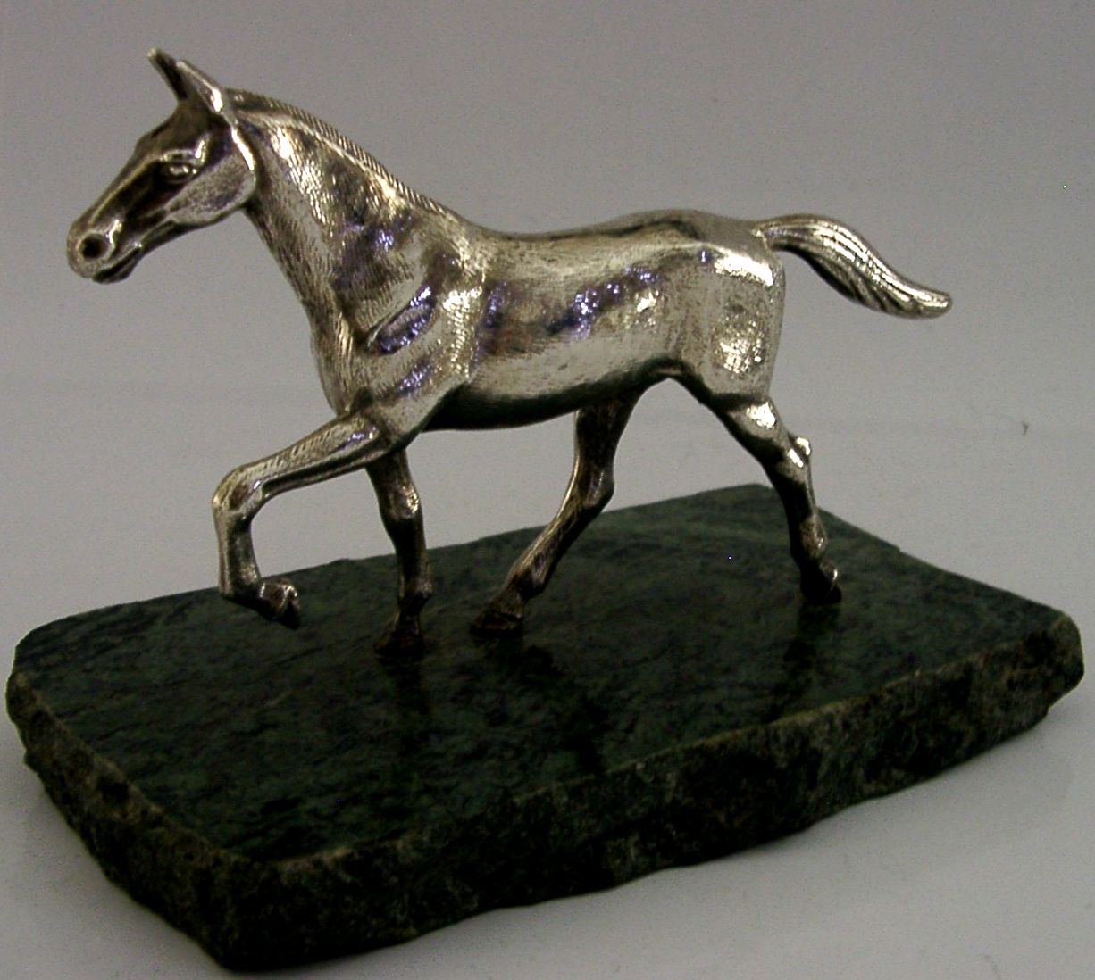 Kwaliteit sterling zilveren paard bureau schoorsteenmantel figuur standbeeld rijden 1978 jacht 934g photo 945.0