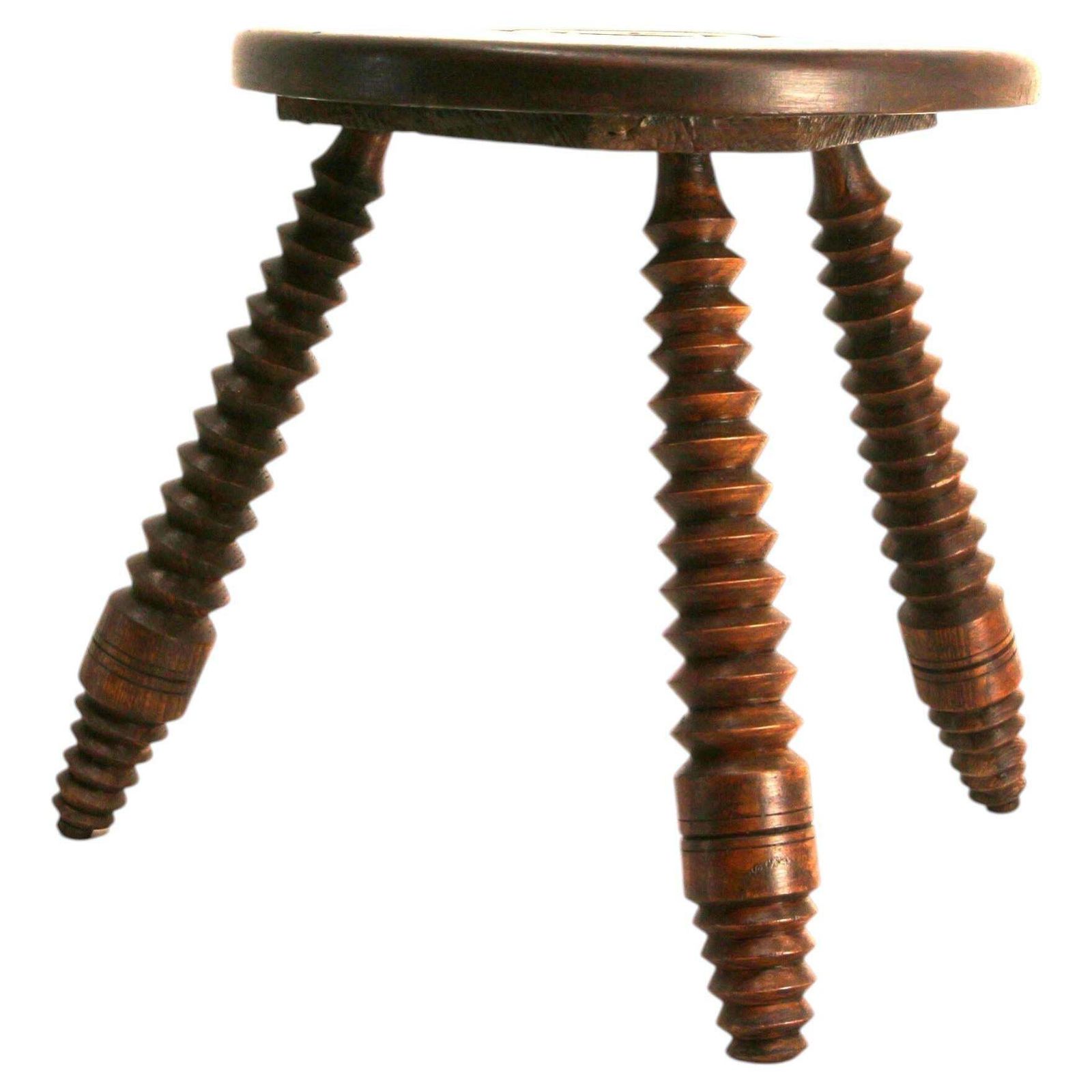 Driepotige Kruk Rond Eiken, In De Stijl Van Dudouyt, Frankrijk Ca. 1950