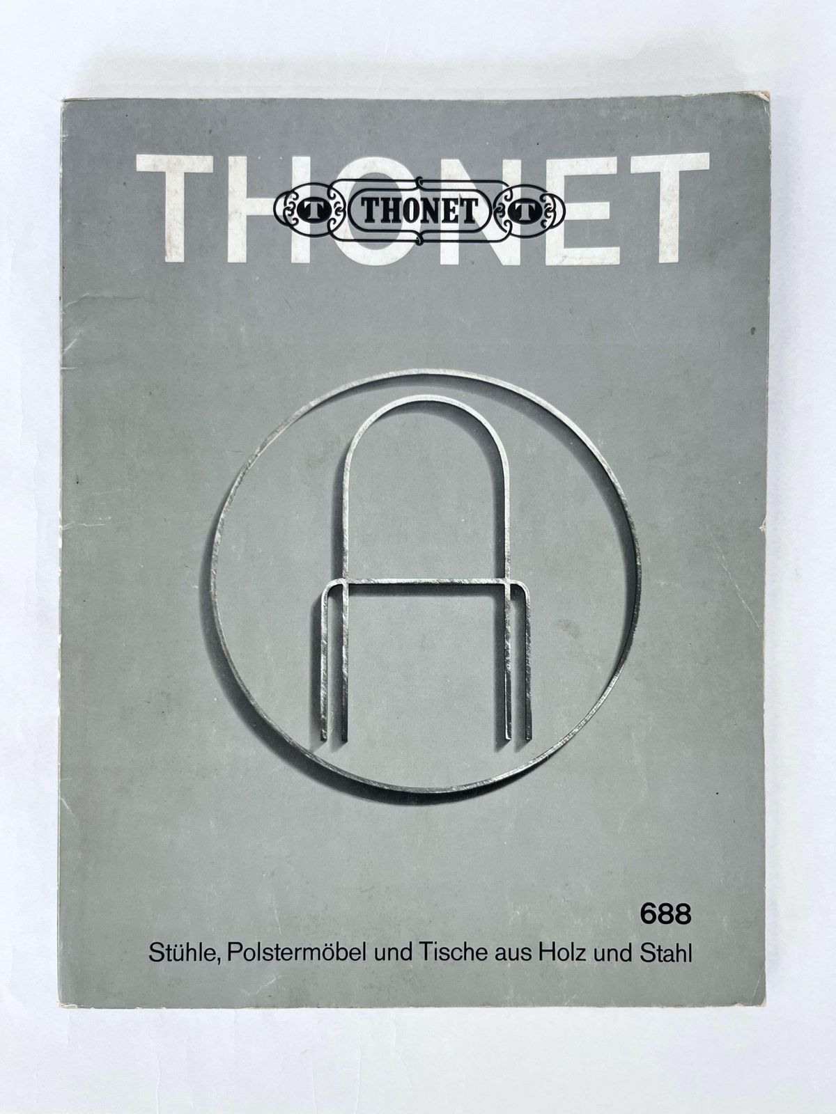 Catalogue Thonet 688: Stühle, Polstermöbel Und Tische Aus Holz Und Stahl photo furniture