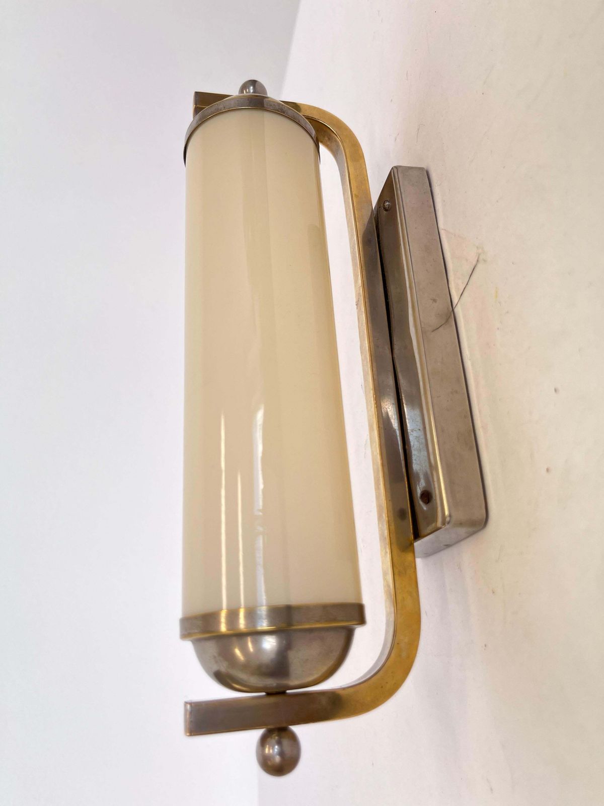 Bauhaus chromen wandlamp met glas, jaren 1930, Tsjecho-Slowakije photo 360.0