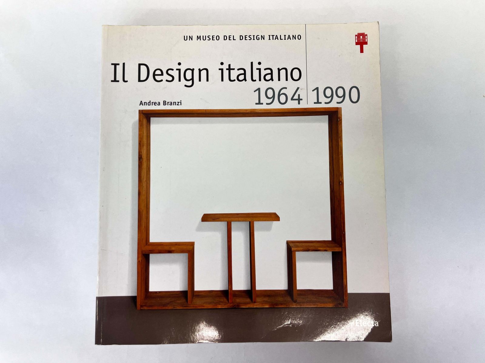 Il Design Italiano. 1964   1990 By Andrea Branzi photo for sale