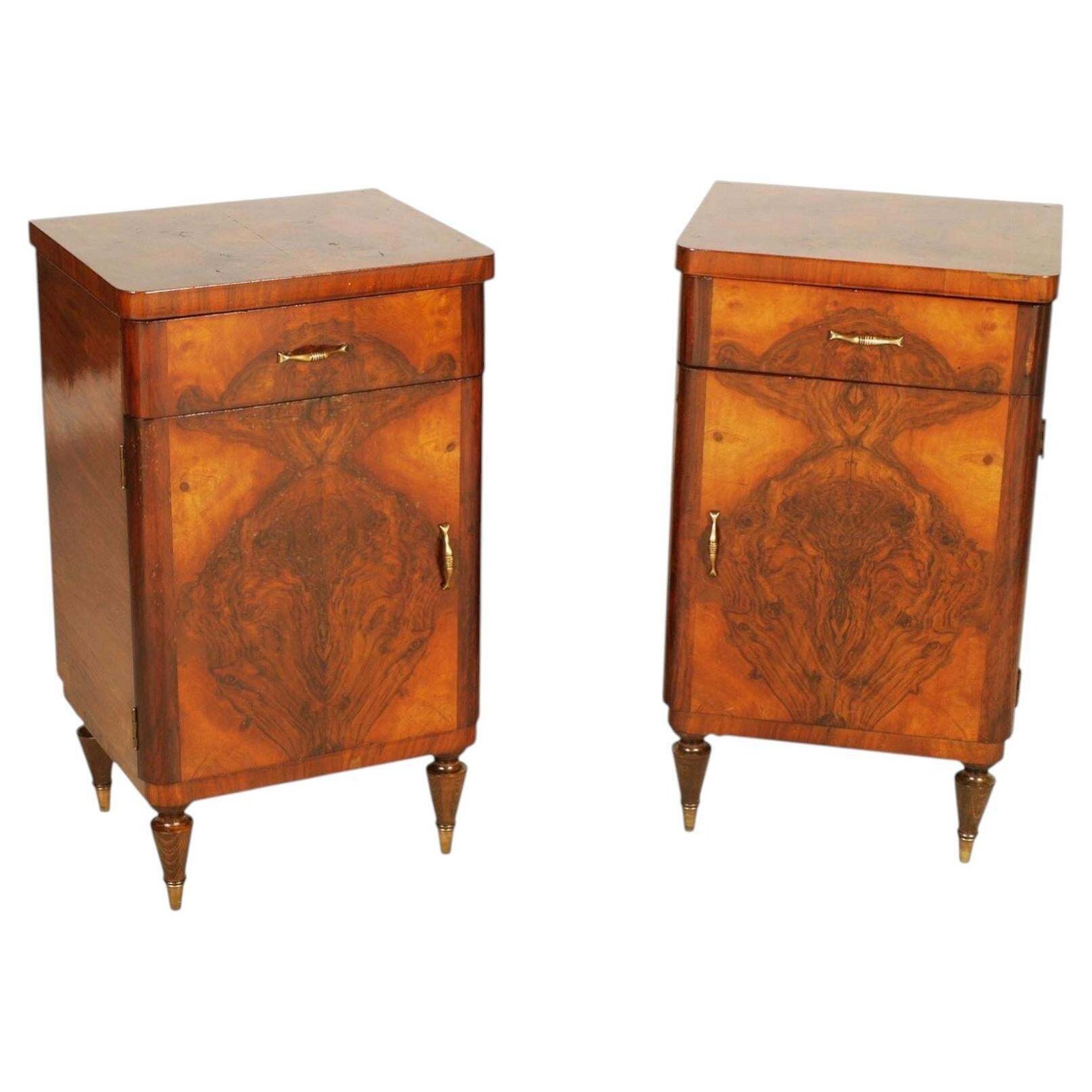 Paar Italiaanse Art Deco Kastjes in Wortelnoten Fineer door Atelier Di Varedo, jaren 1930