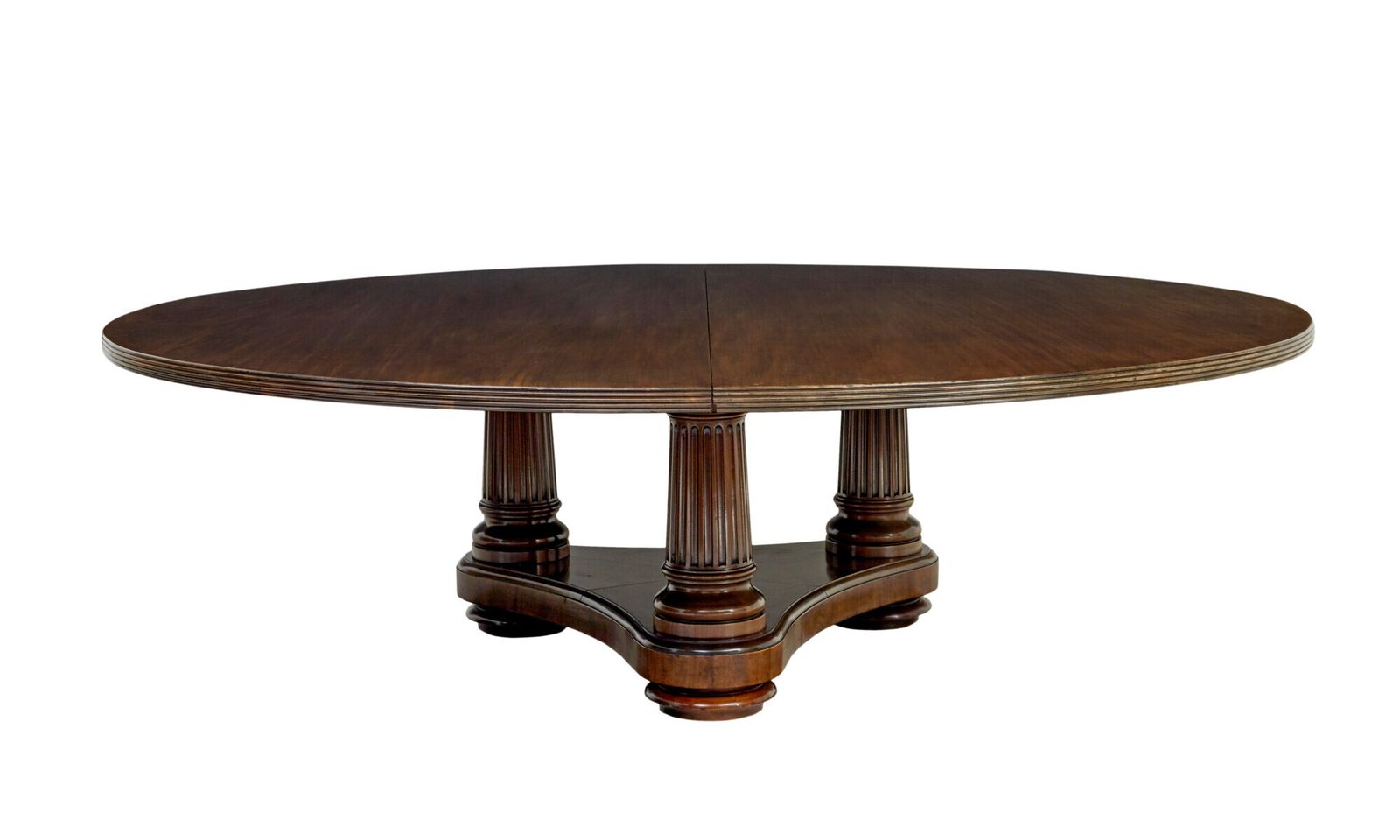 Mid-19e-eeuwse Victoriaanse eettafel van grote afmetingen photo Meubels