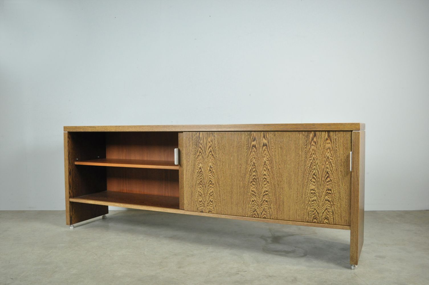 Dutch Design Vintage Modern Wengé Dressoir, jaren 1980 photo Meubels