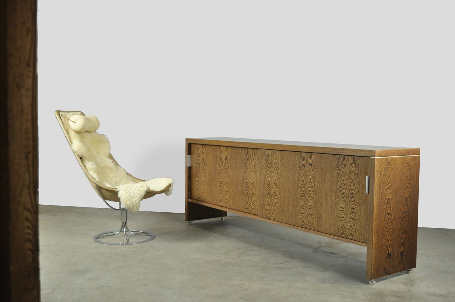 photo for sale Dutch Design Vintage Modern Wengé Dressoir, jaren 1980
