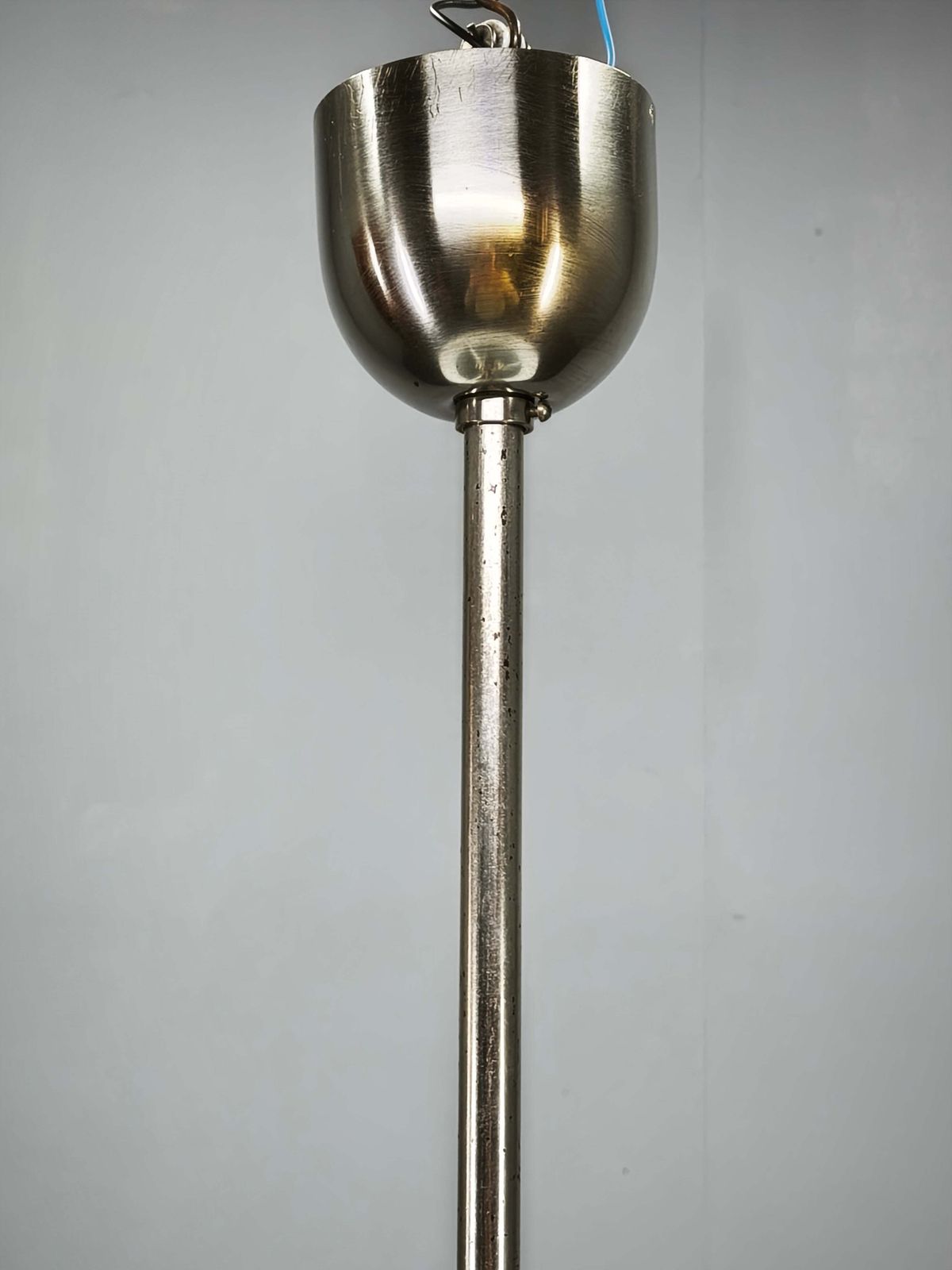 Bauhaus chromen en glazen hanglamp uit de jaren 1930, afkomstig uit Tsjecho-Slowakije photo 996.0