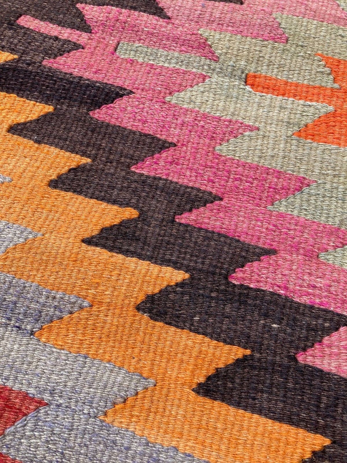 photo furniture Vintage Anatolisch Kilim 2,75m x 1,97m