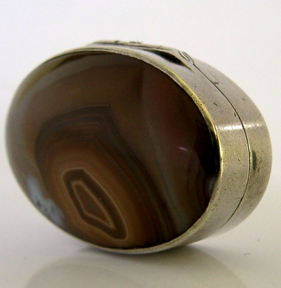 Boîte à vinaigrette d'époque georgienne en argent sterling et agate, 1801 photo 595.0