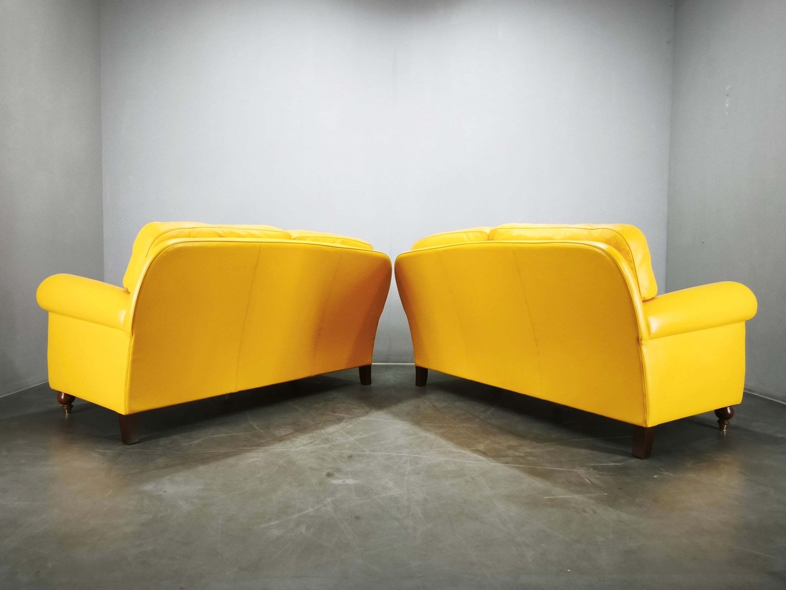 Pair Of Poltrona Frau George Leather Sofas, Italy, 1992 photo vintage