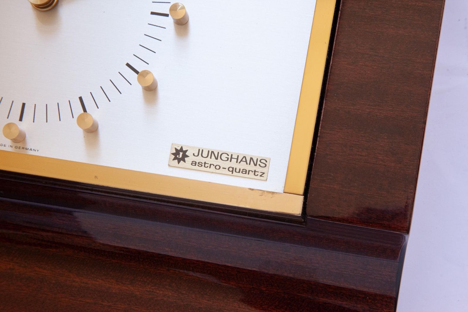 Junghans wandklok, Mid-Century Modern, Space Age, Duitsland, atomair goud photo vintage