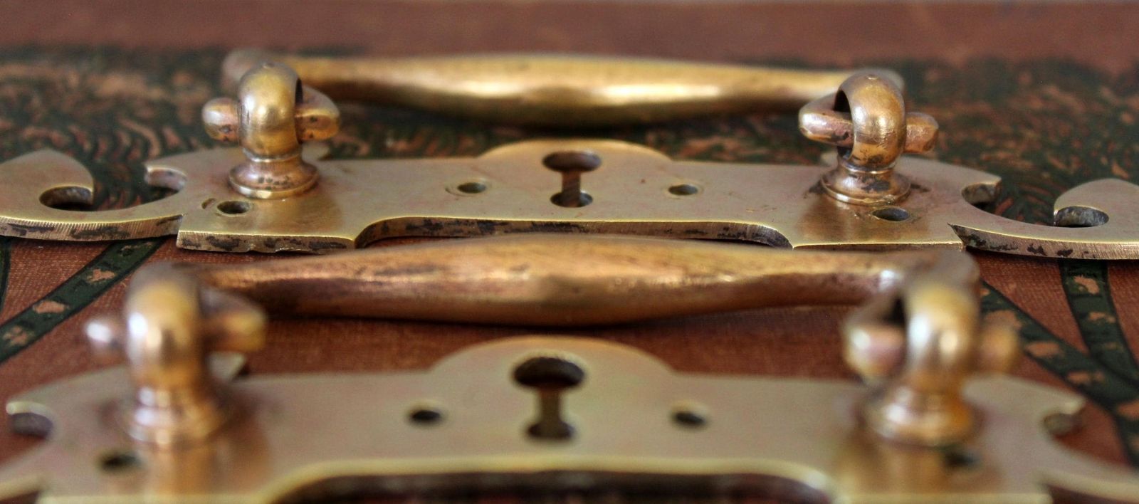 Set Of 2 Art Nouveau, Bauhaus, Jugendstil Heavy Bronze Drawer Pull And Escutcheon Keyhole Cover, Movable Handle, Hardware Furniture photo buy