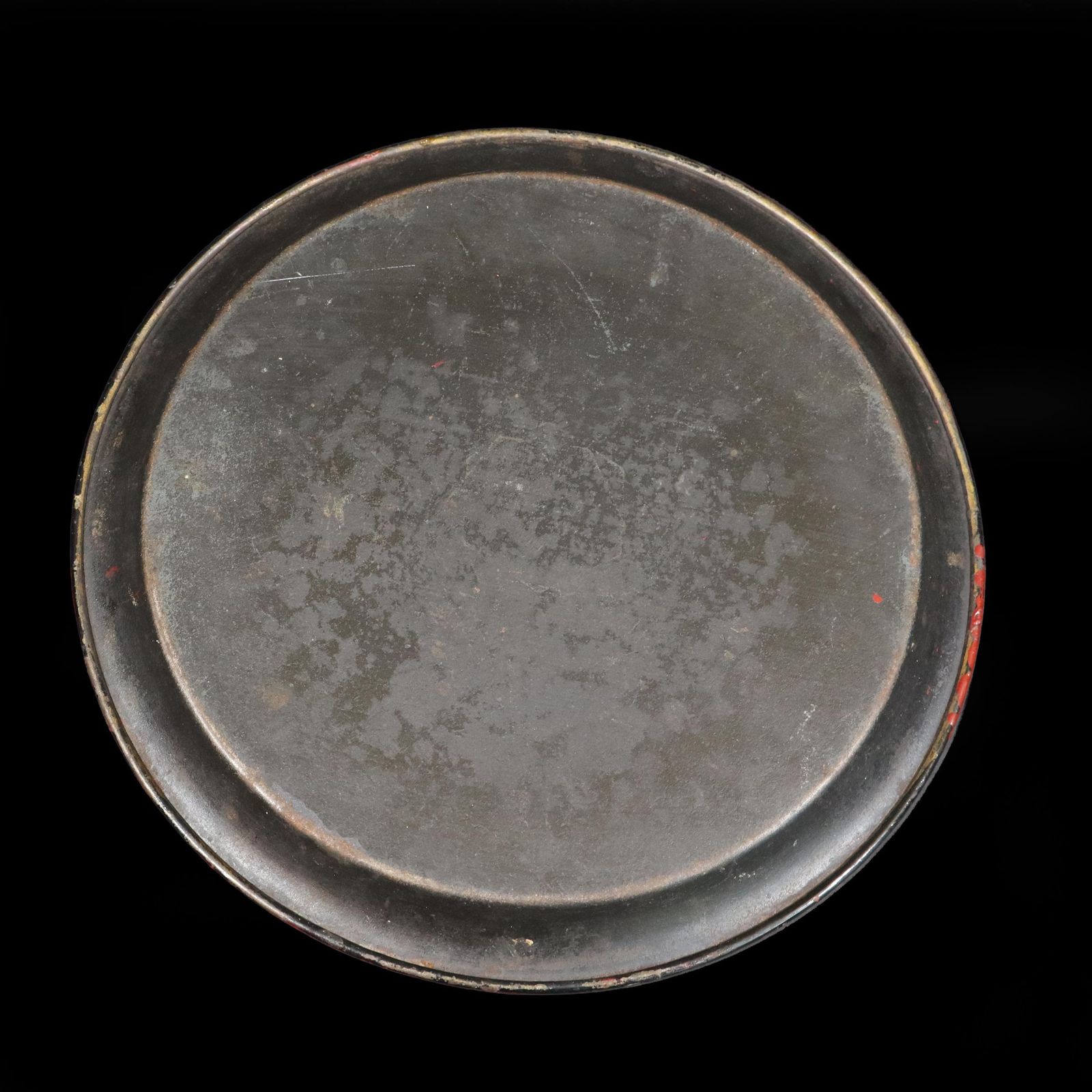 photo buy Plateaux ronds en tôle Napoleon III, lot de 2, rouge et or, motifs floraux, d'époque