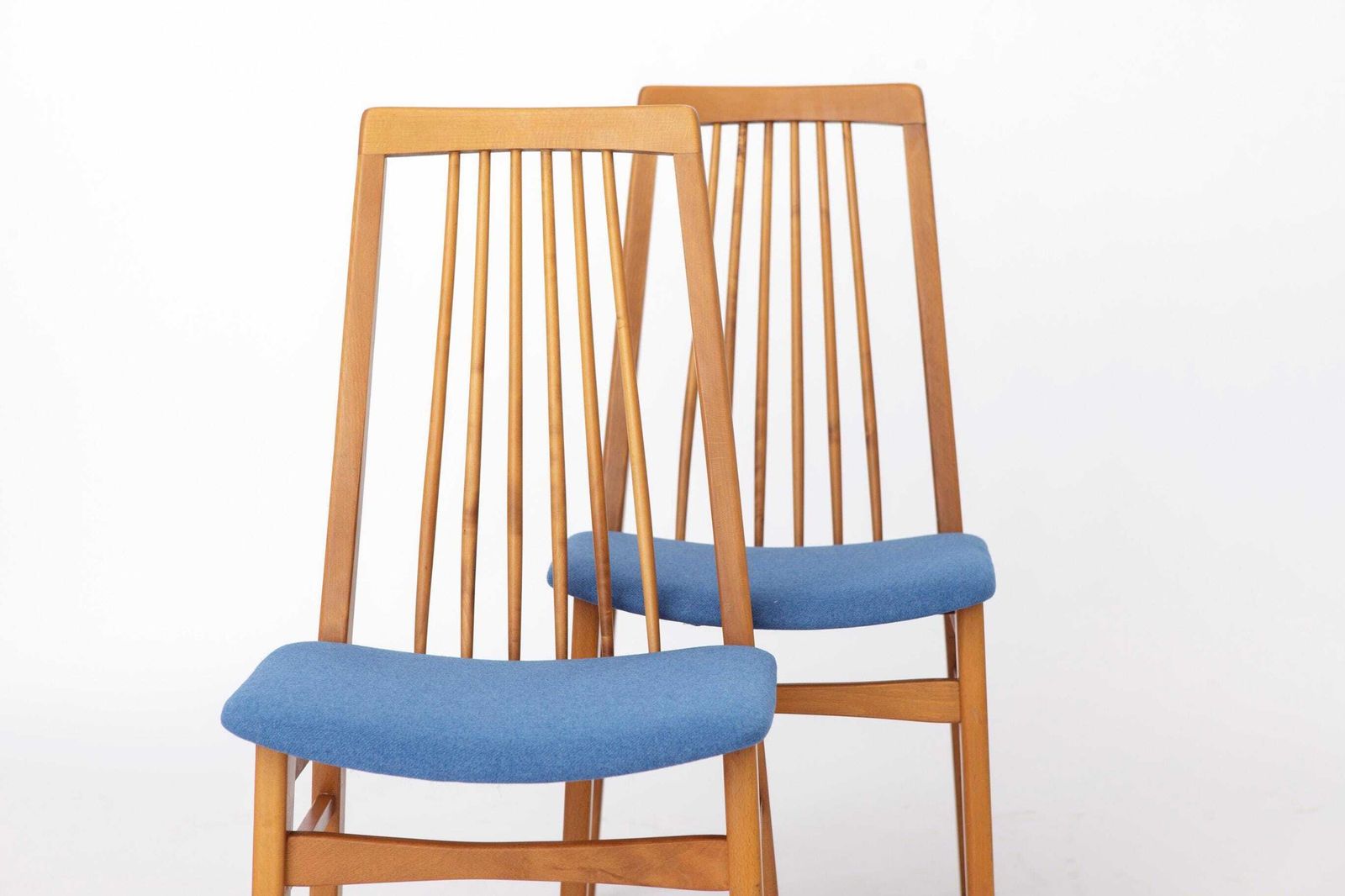 1209.0 Set van 6 Duitse eetkamerstoelen, jaren 1960 | Massief beuken mid-century stoelen | Opnieuw bekleed photo