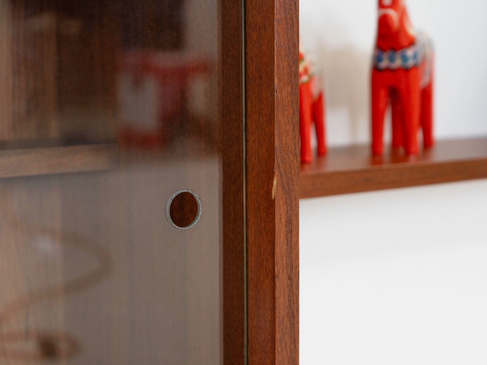 photo vintage Teakhouten modulaire wandkast, Deens design, jaren 1960, gemaakt in Denemarken