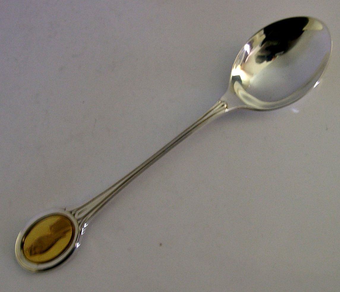 Zwaar 27g massief sterling zilver Kestrel lepel Londen 1975 vogel dier photo furniture
