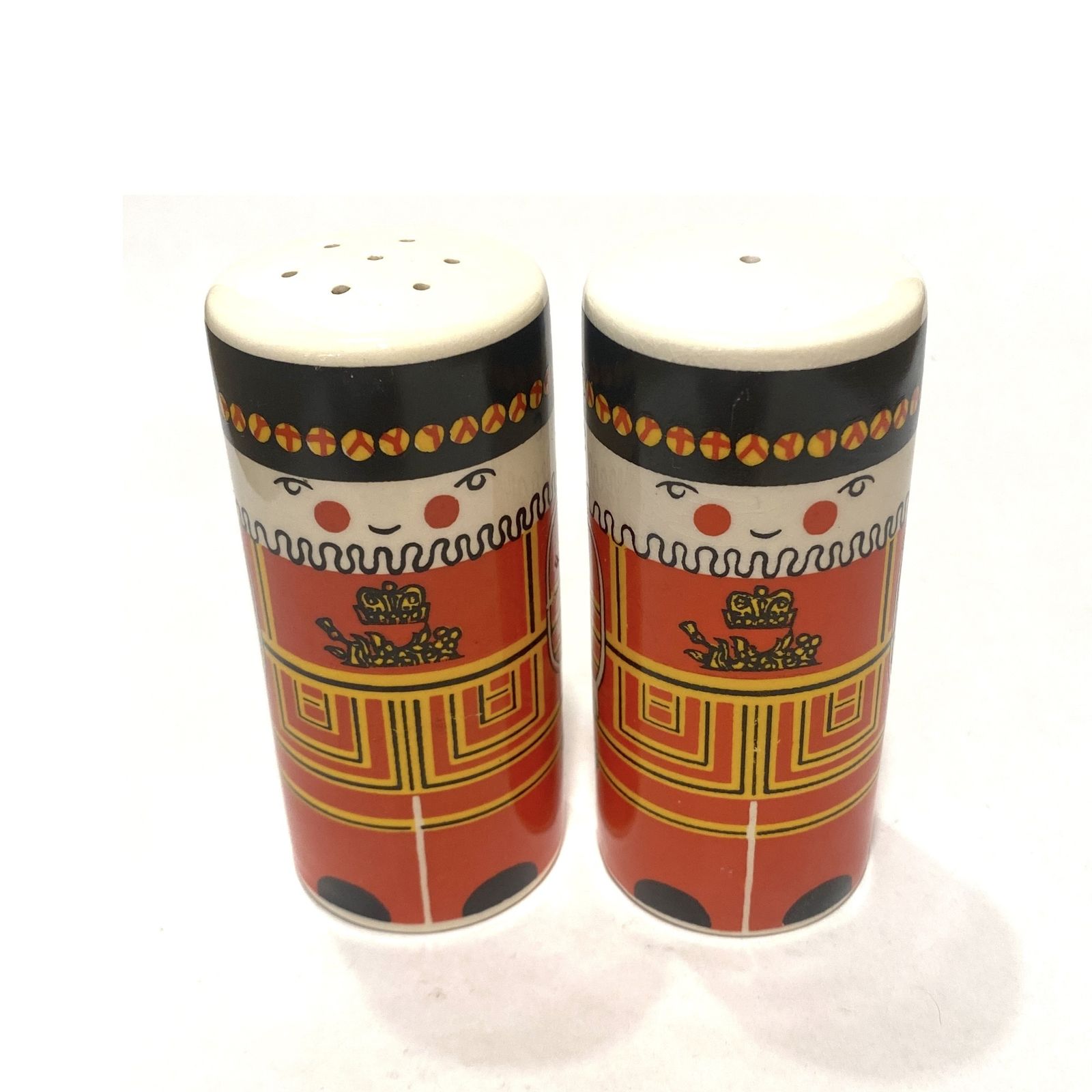 Vintage Carlton Ware Beefeater zout- en peperstel, Engelse keramiek jaren 1970 photo vinterior