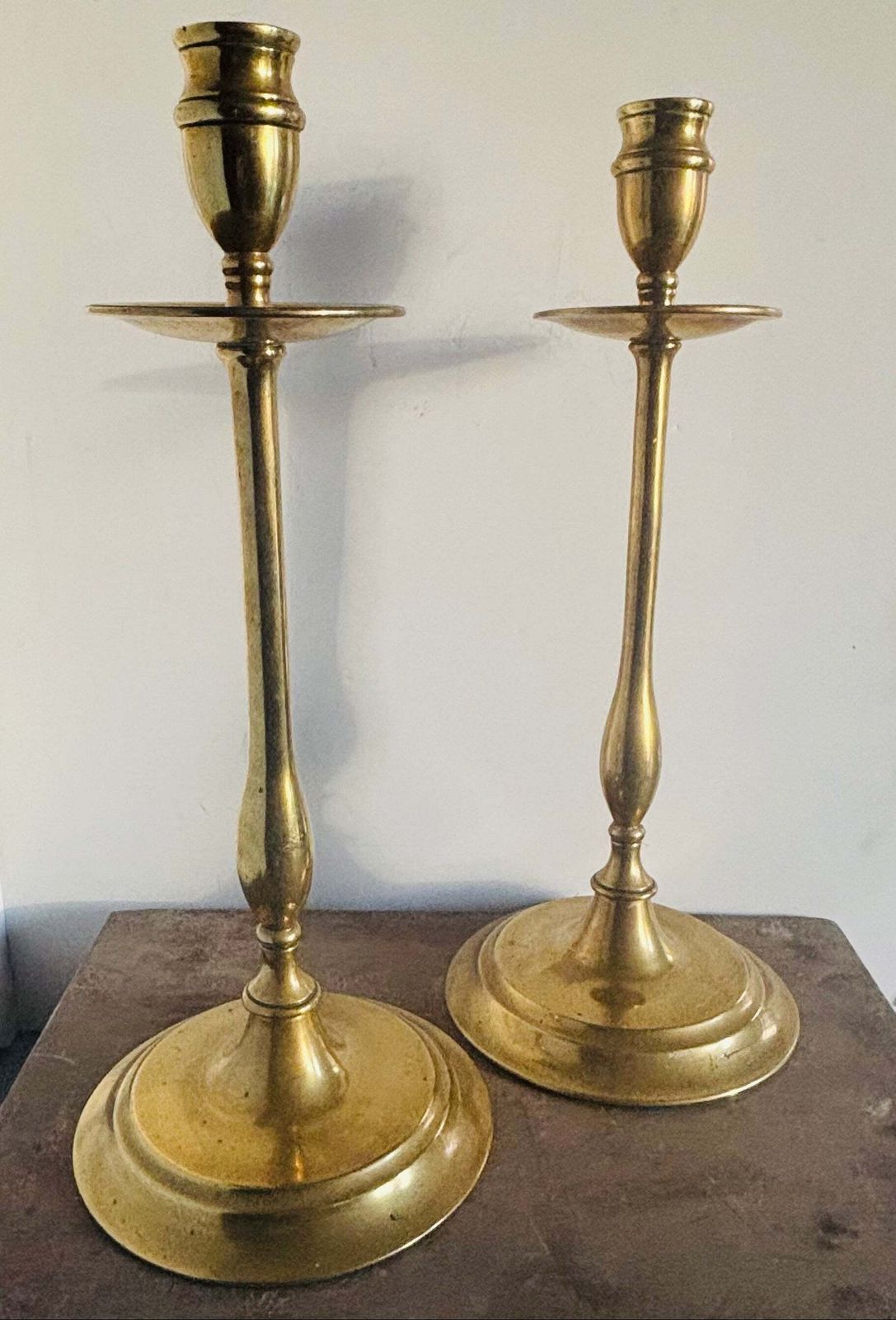 Antieke Hoge Messing Kandelaars photo Woonaccessoires