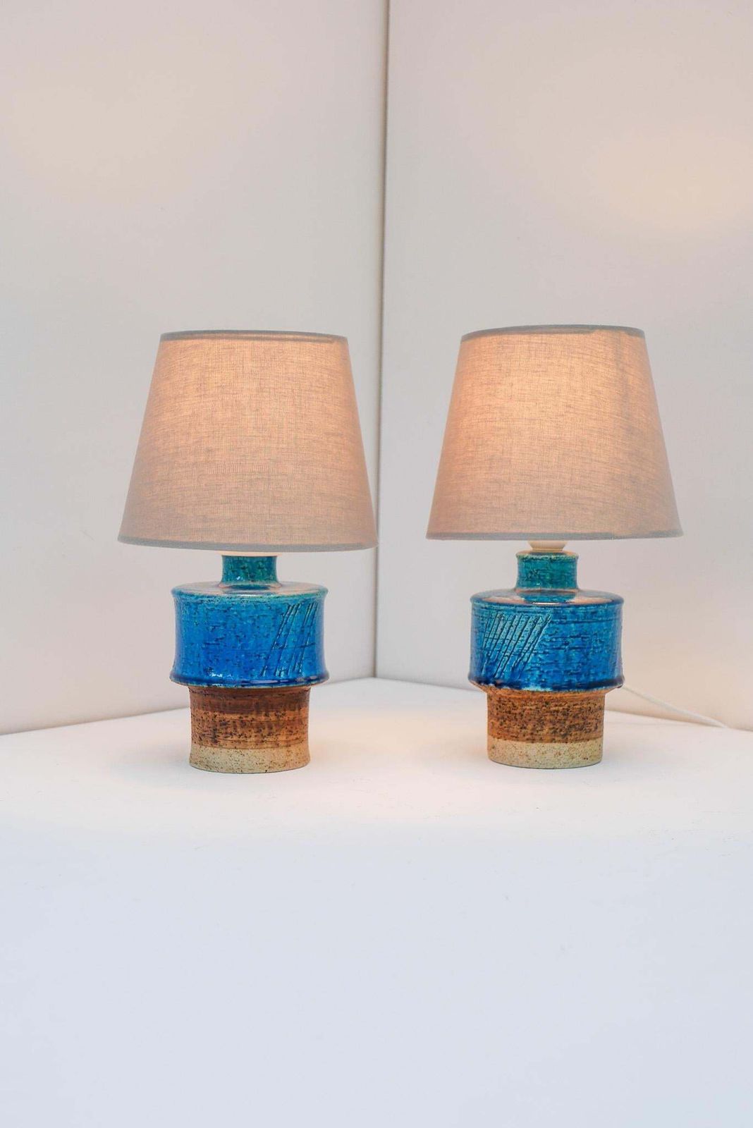 Verlichting Mid-Century Modern Pottery Tafellampen van Inger Persson, Rörstrand, Zweden photo