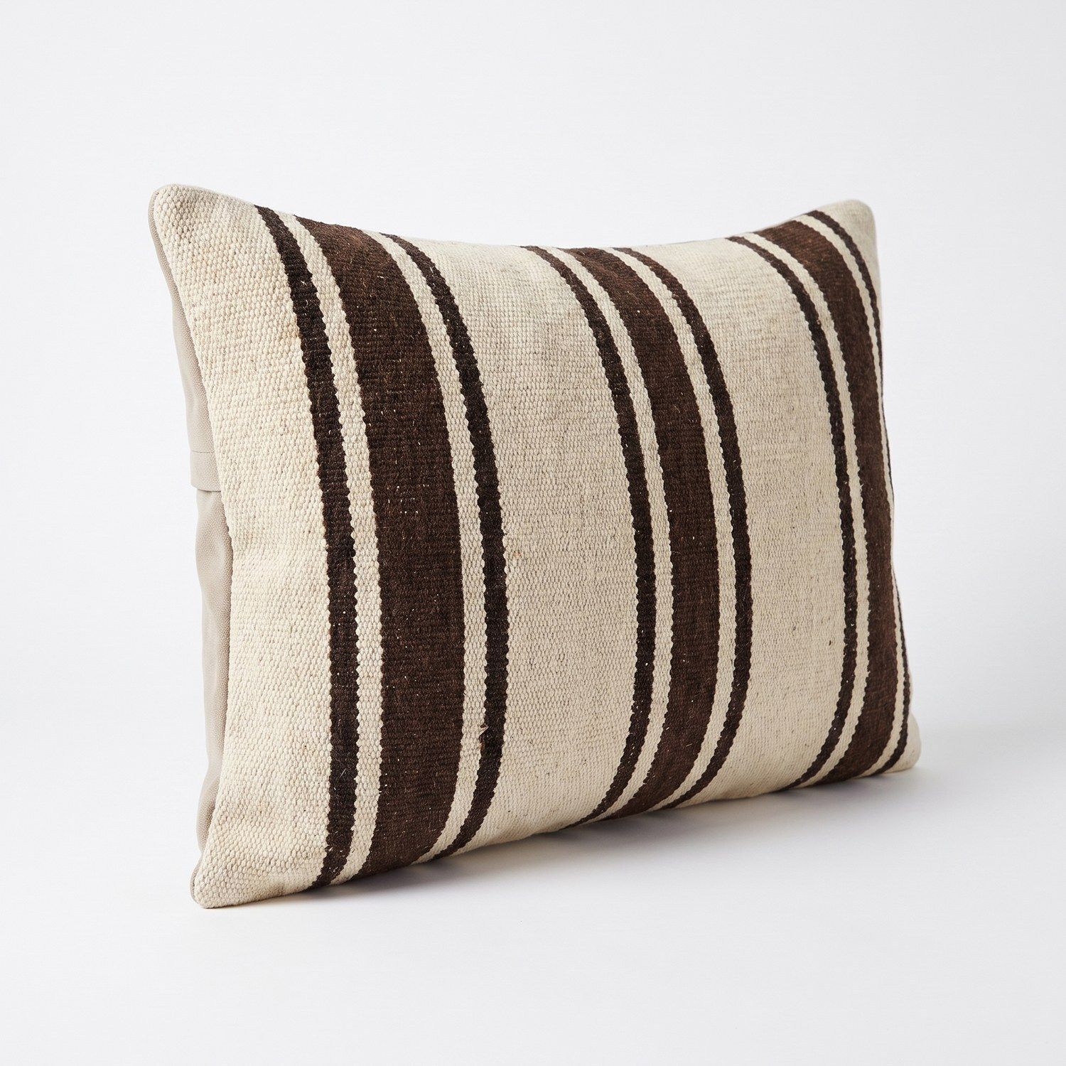 Turkische wollen kilim lendenkussenhoes 40 x 60 cm photo furniture