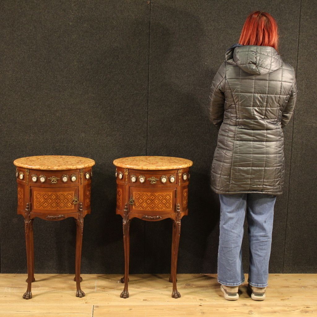 Paire de tables de chevet françaises à marqueterie, XXe siècle photo furniture