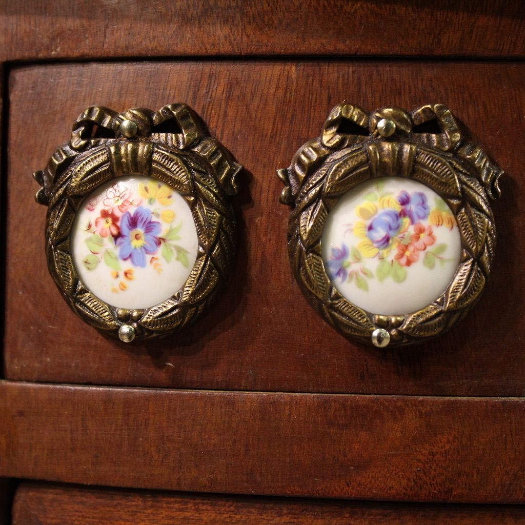 Paire de tables de chevet françaises à marqueterie, XXe siècle photo buy