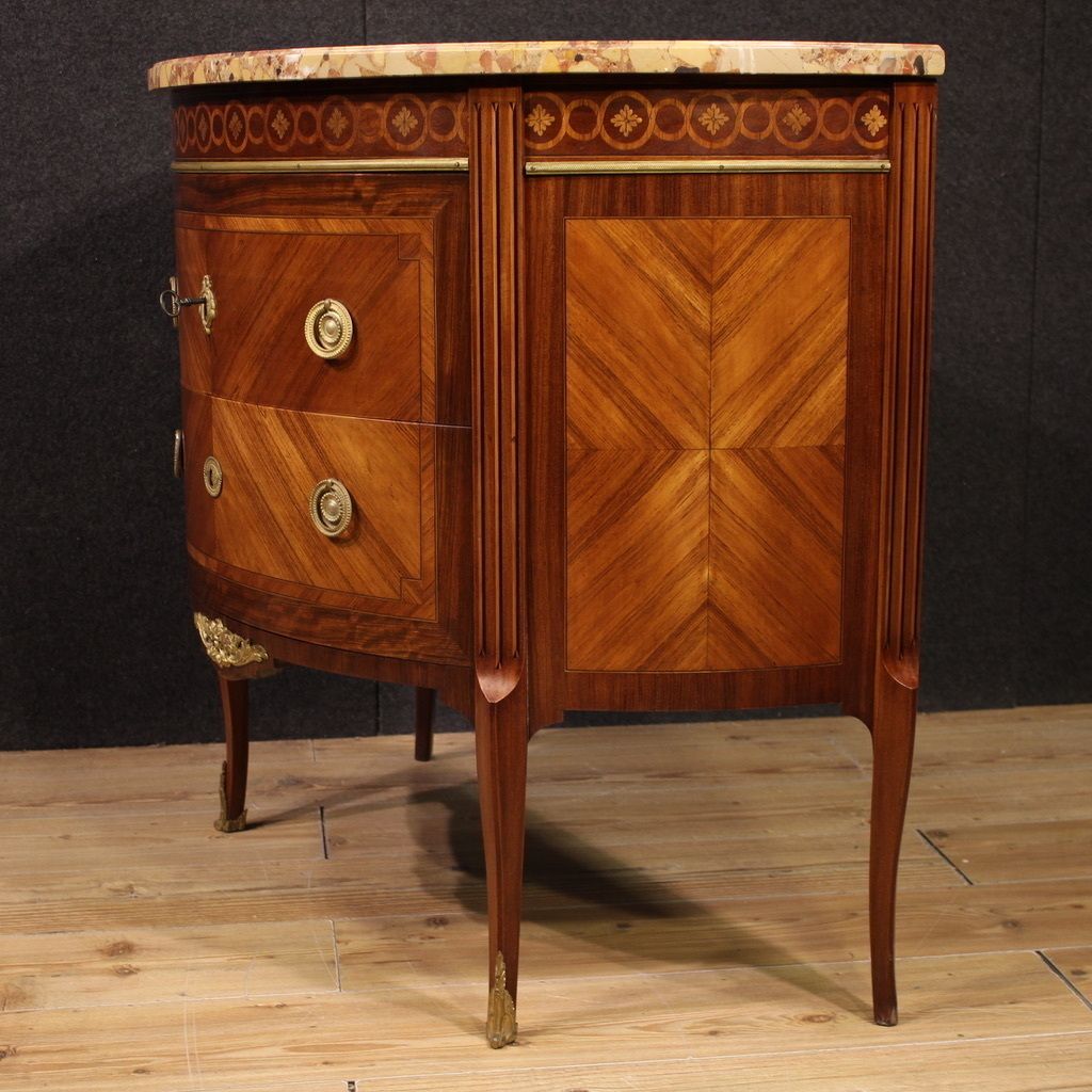 Commode demi-lune de style Louis XVI, France, début du XXe siècle photo 3000.0