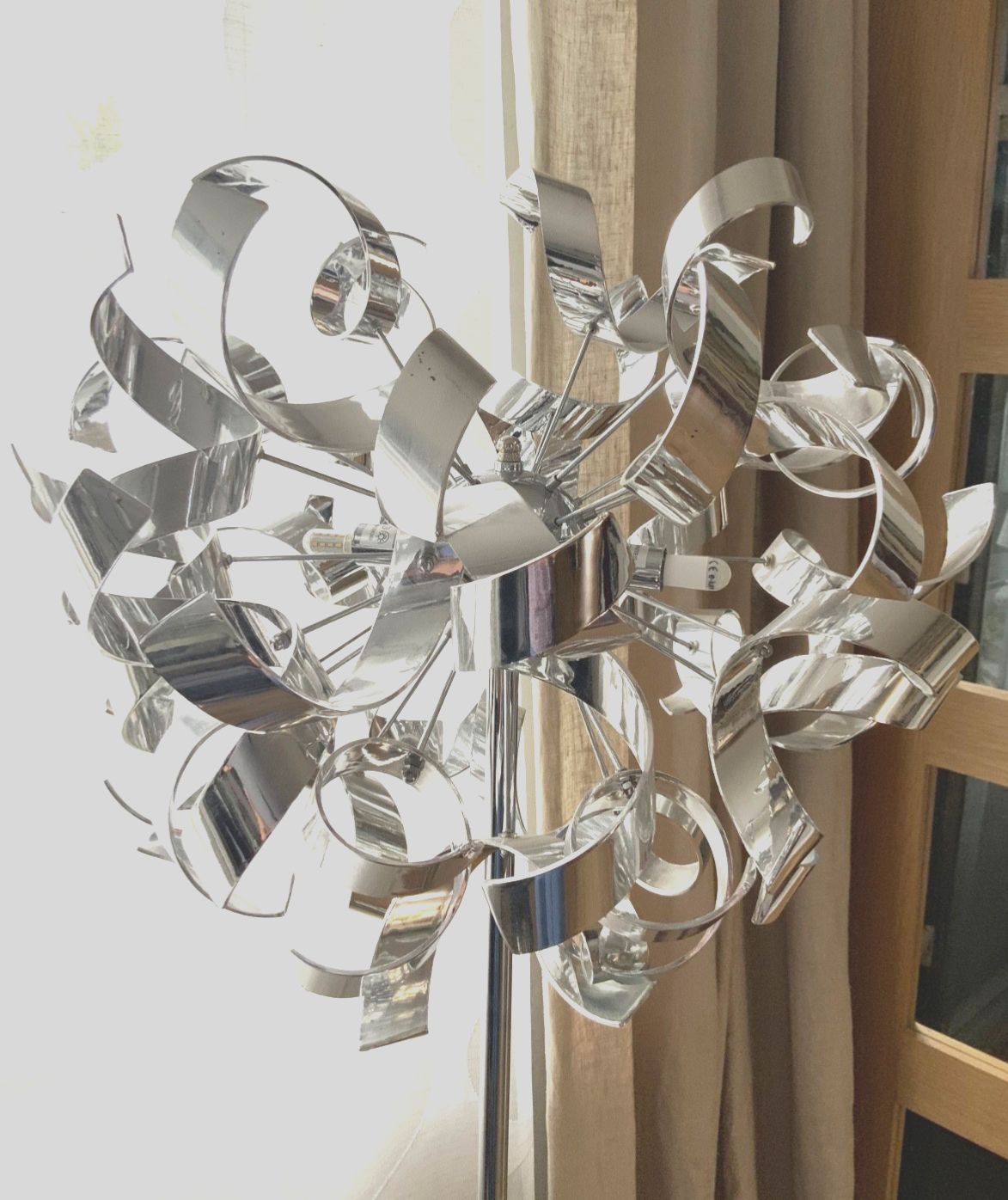 Vloerlamp Curl Style 4 Led Lamp Chromen Voet Zilverkleurige Kunststof Kap photo furniture