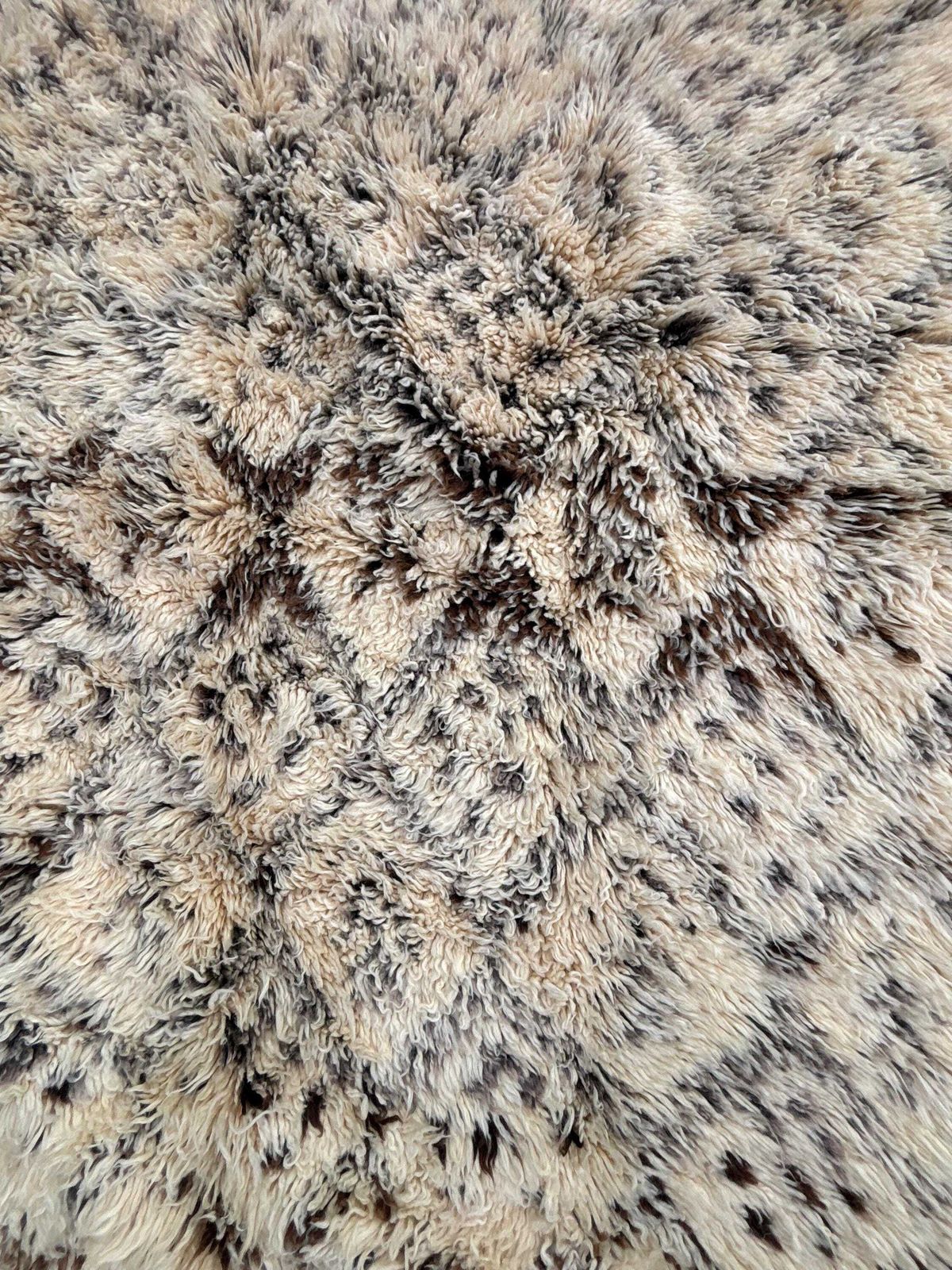 Tapis Beni Ourain berbère marocain vintage, 190 x 340 cm, tapis marocain berbère, tapis marocain Beni Ourain. photo vintage