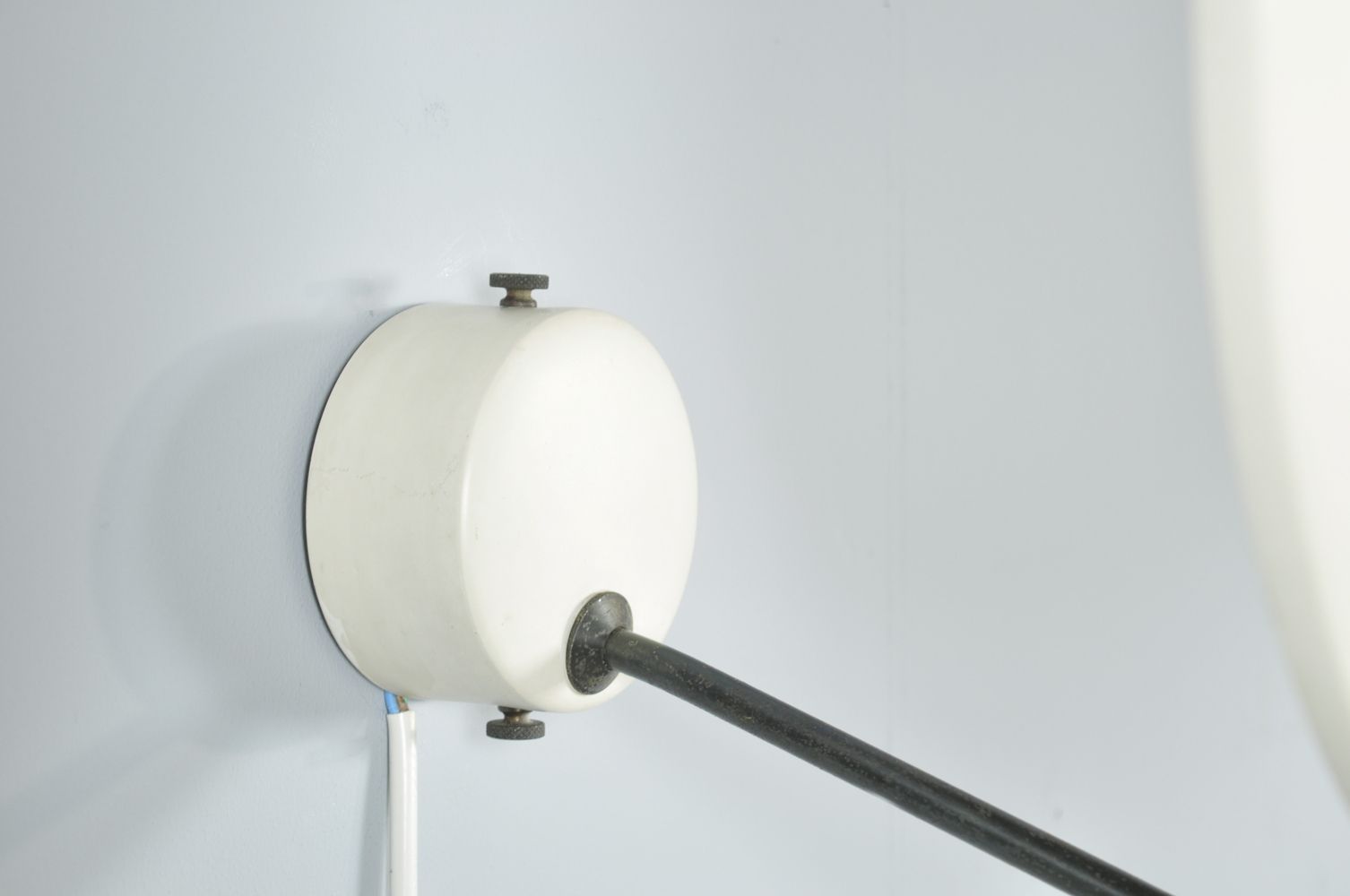 photo vintage Stilnovo Zeldzame Wand- of Plafondlamp Model 232 van Bruno Gatta, Italië jaren 1960