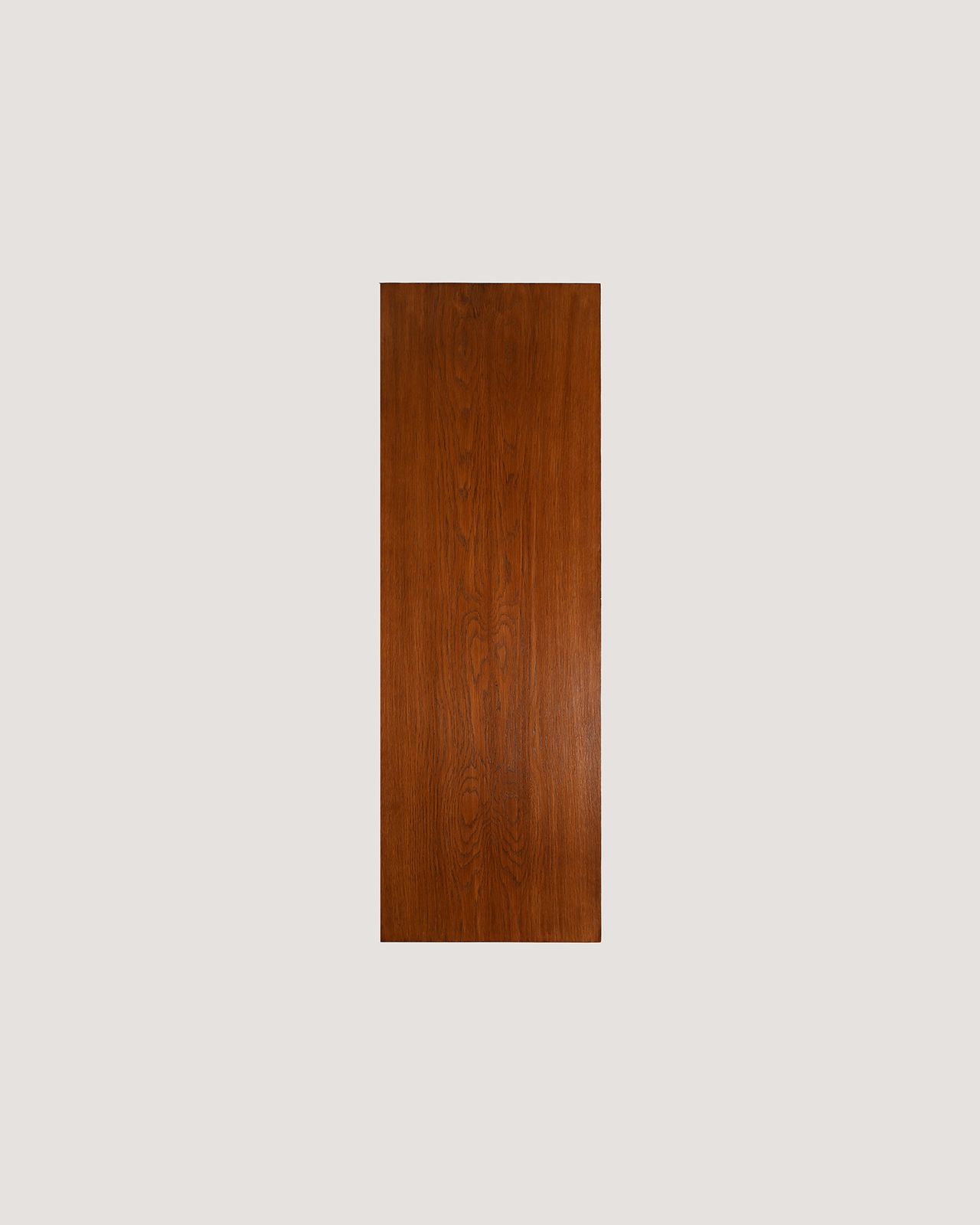 photo furniture Scandinavische eikenhouten tambourkast, jaren 1960
