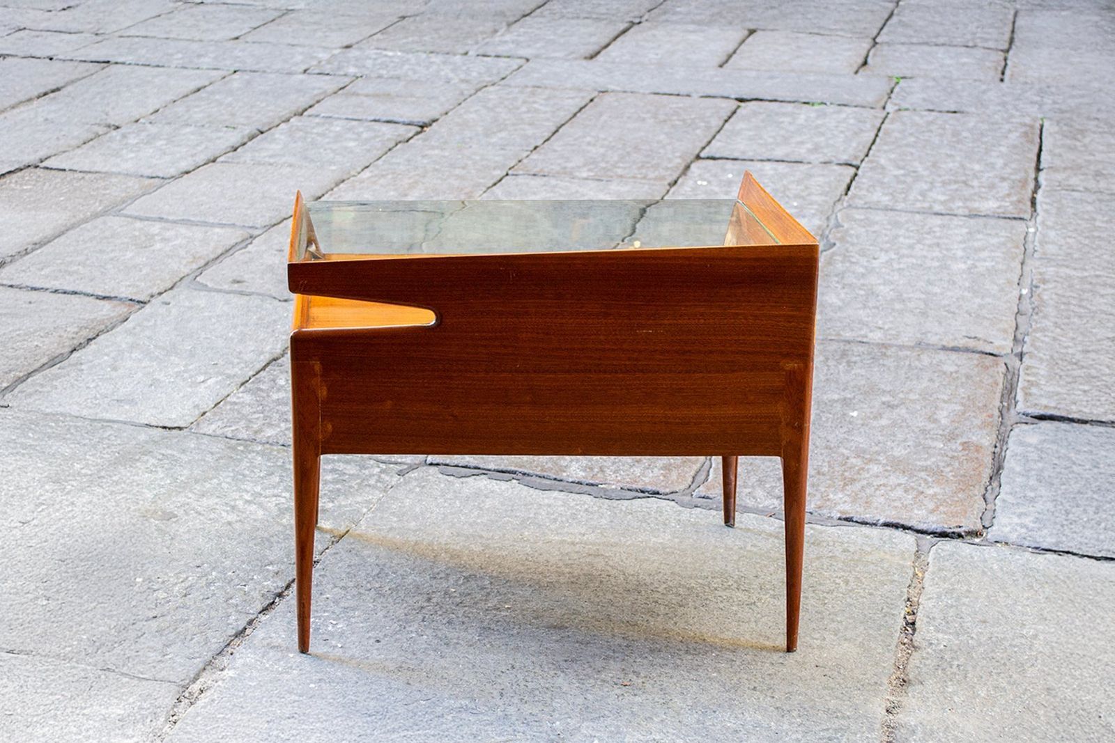 Tables de chevet La Permanente Mobili Cantù, en teck, Italie, années 1960, lot de 2 photo for sale