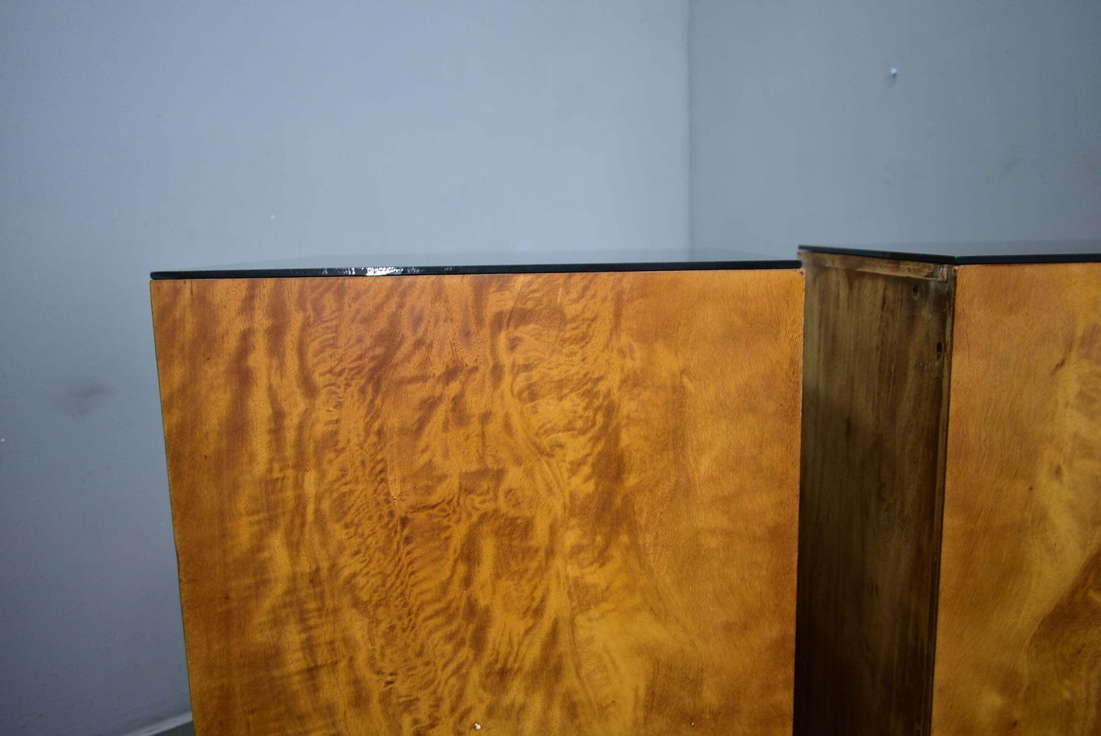 photo vintage 1939s Pair Of Art Deco Bedside Tables, Czechoslovakia