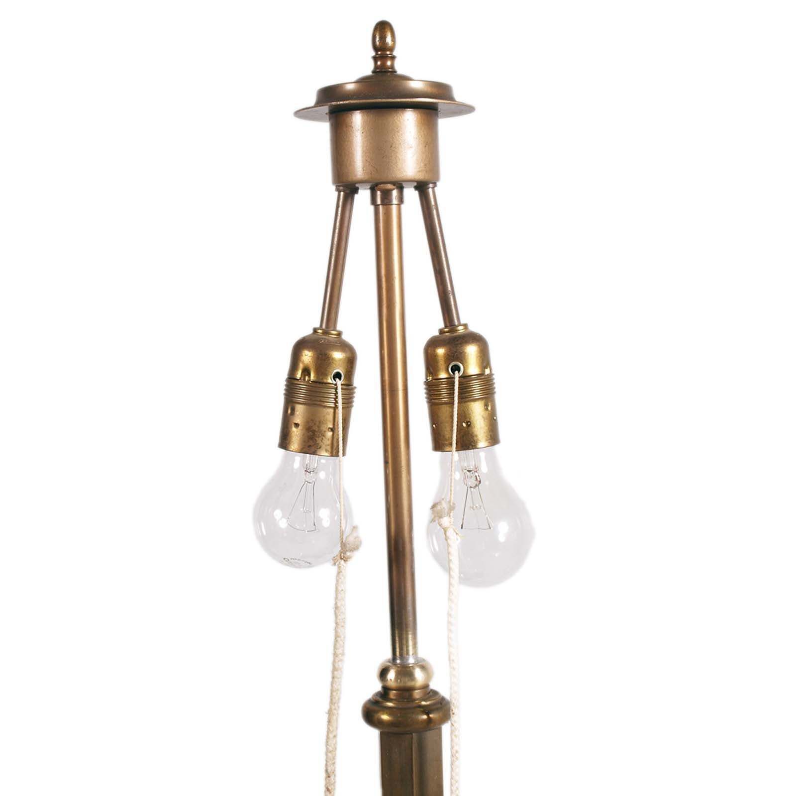 Italiaanse vloerlamp ca. jaren 1950 in gepolijst messing, Luigi Caccia Dominioni voor Azucena photo Verlichting