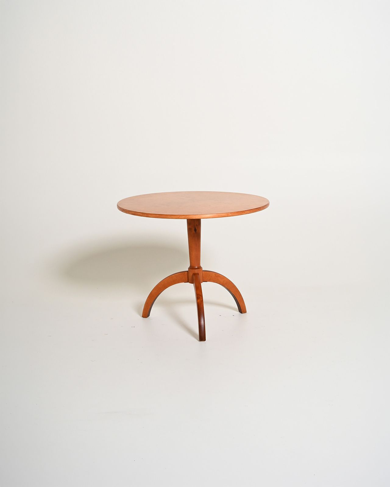 Elm Rounded Coffee Table, 1940s