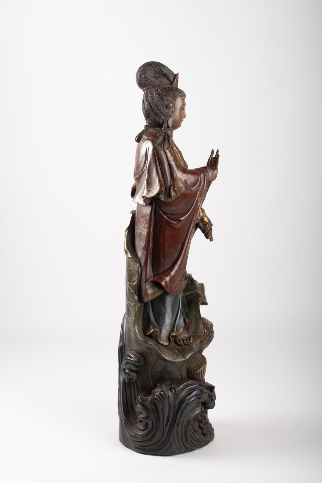 Guanyin In Carved Wood And Polichrome, China, Early 20th Century, Asian Art photo buy