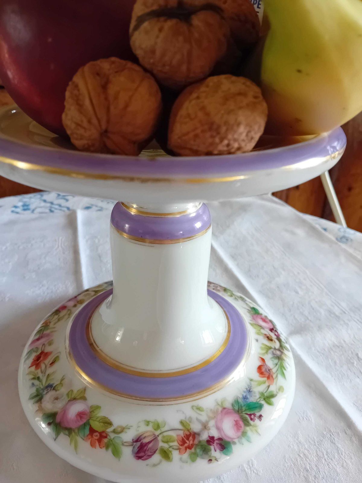 Compotier d'époque en céramique fine, pour fruits, ornements, plantes et gâteaux photo Décoration
