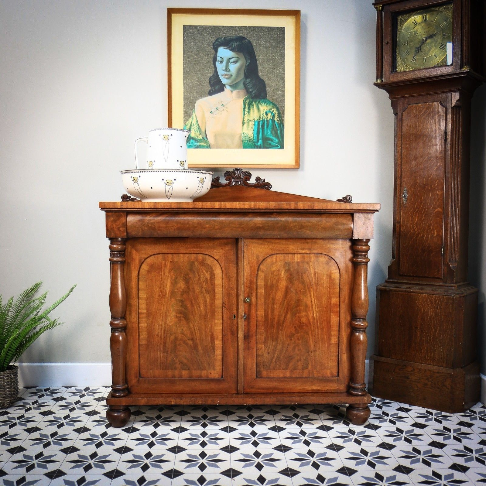 Antique Mahogany Chiffonier Sideboard Victorian With Fitted Interior. photo 525.0