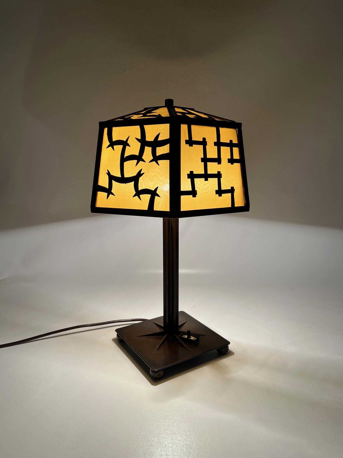 Grote Avantgarde Bauhaus Cubistische Bureaulamp Art Deco Duitsland ca. 1925 photo buy