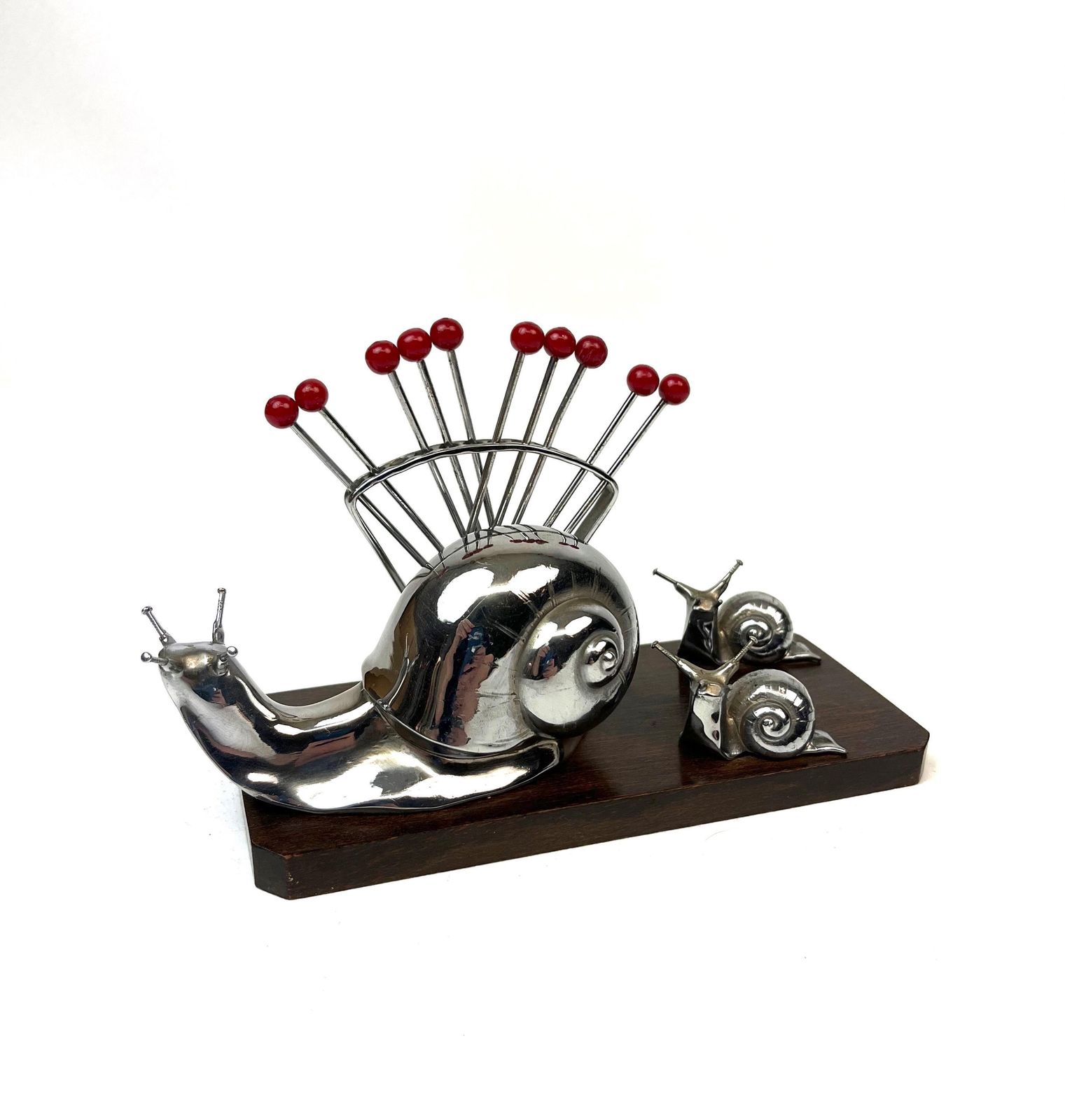 Zeldzame art deco cocktailprikkerhouder in de vorm van slakken, sculptuur toegeschreven aan Benjamin Rabier, barware photo furniture